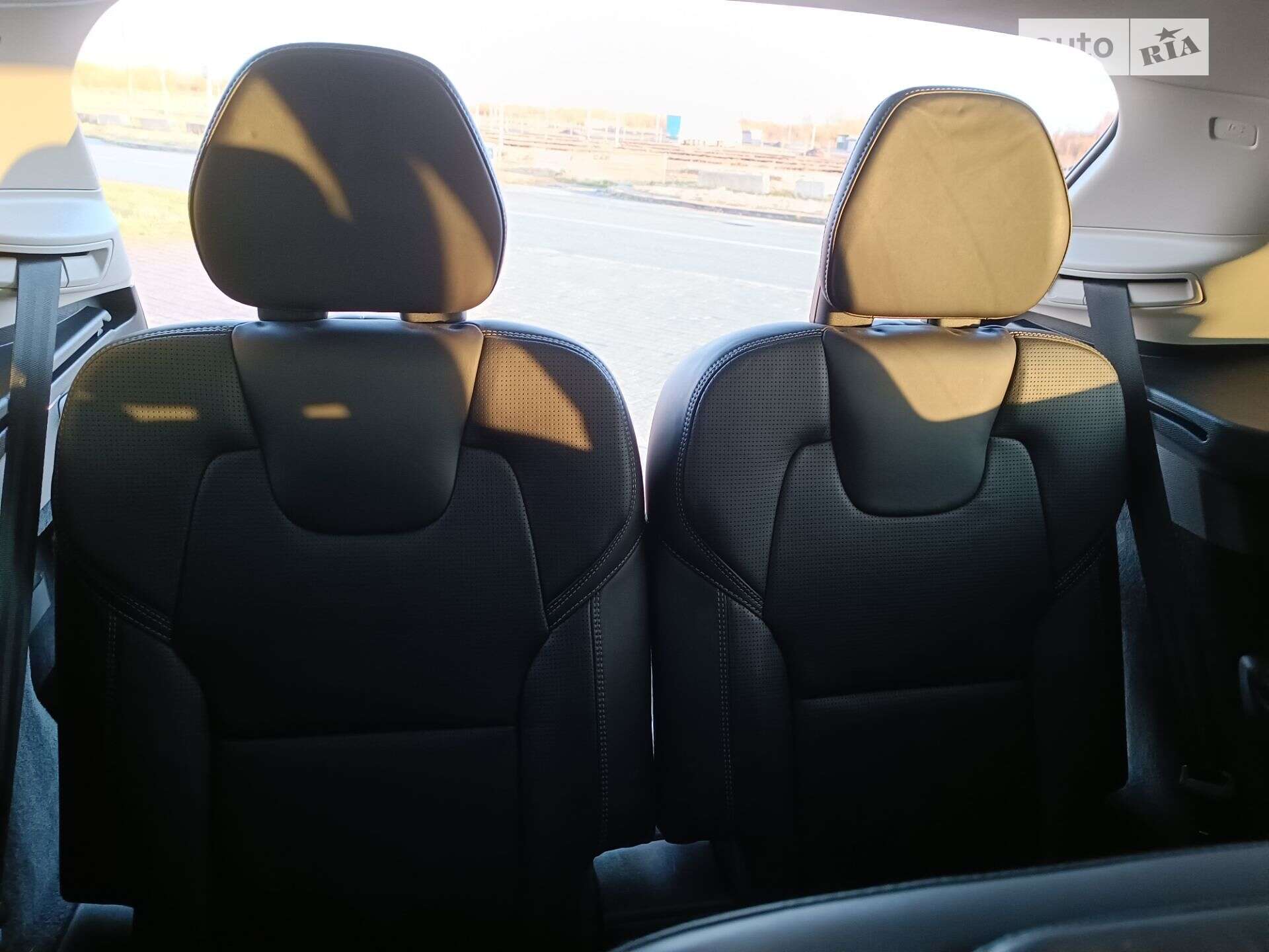 Volvo XC90 2016 VIN YV4A22PL1H1150521 фото оголошення 18 з 49