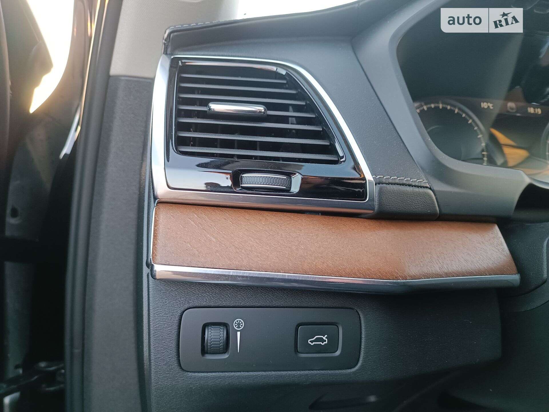 Volvo XC90 2016 VIN YV4A22PL1H1150521 фото оголошення 40 з 49