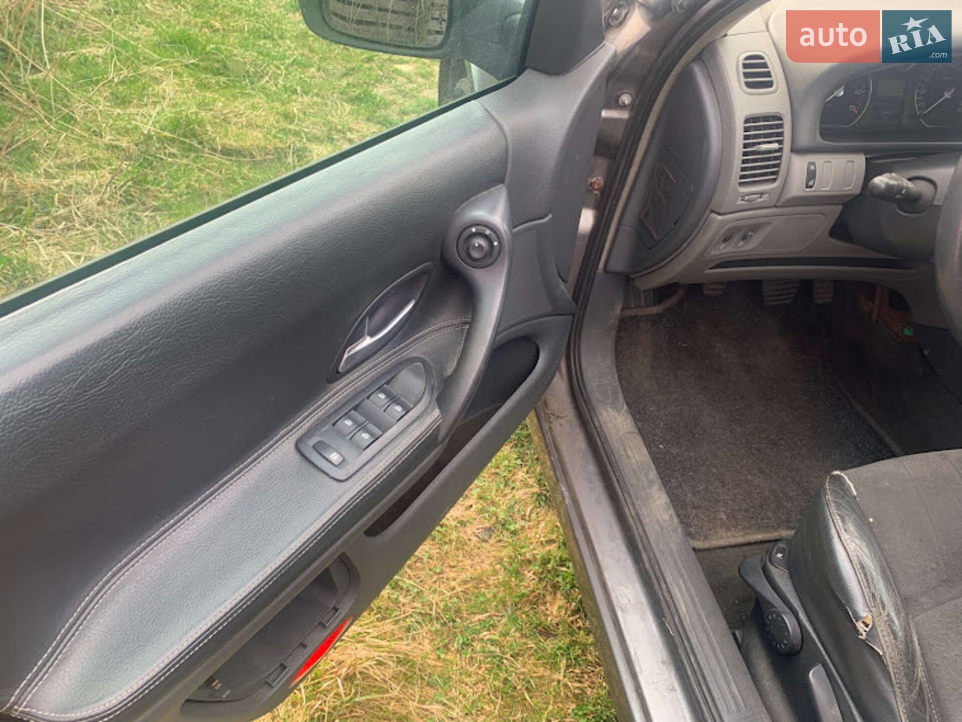 Renault Laguna 2003 VIN VF1KG0L0529217640 фото оголошення 11 з 18