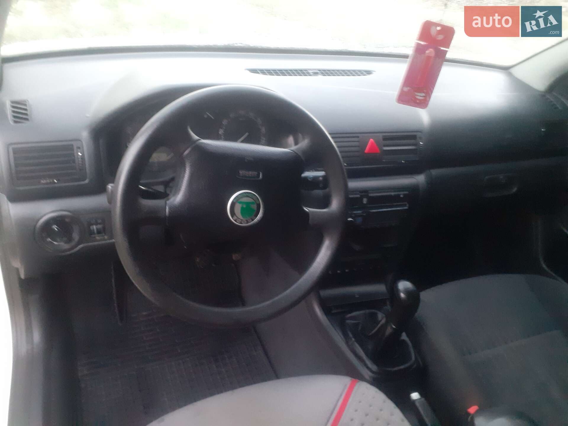 Skoda Octavia 2002 VIN TMBBL41U828555677 фото оголошення 9 з 18