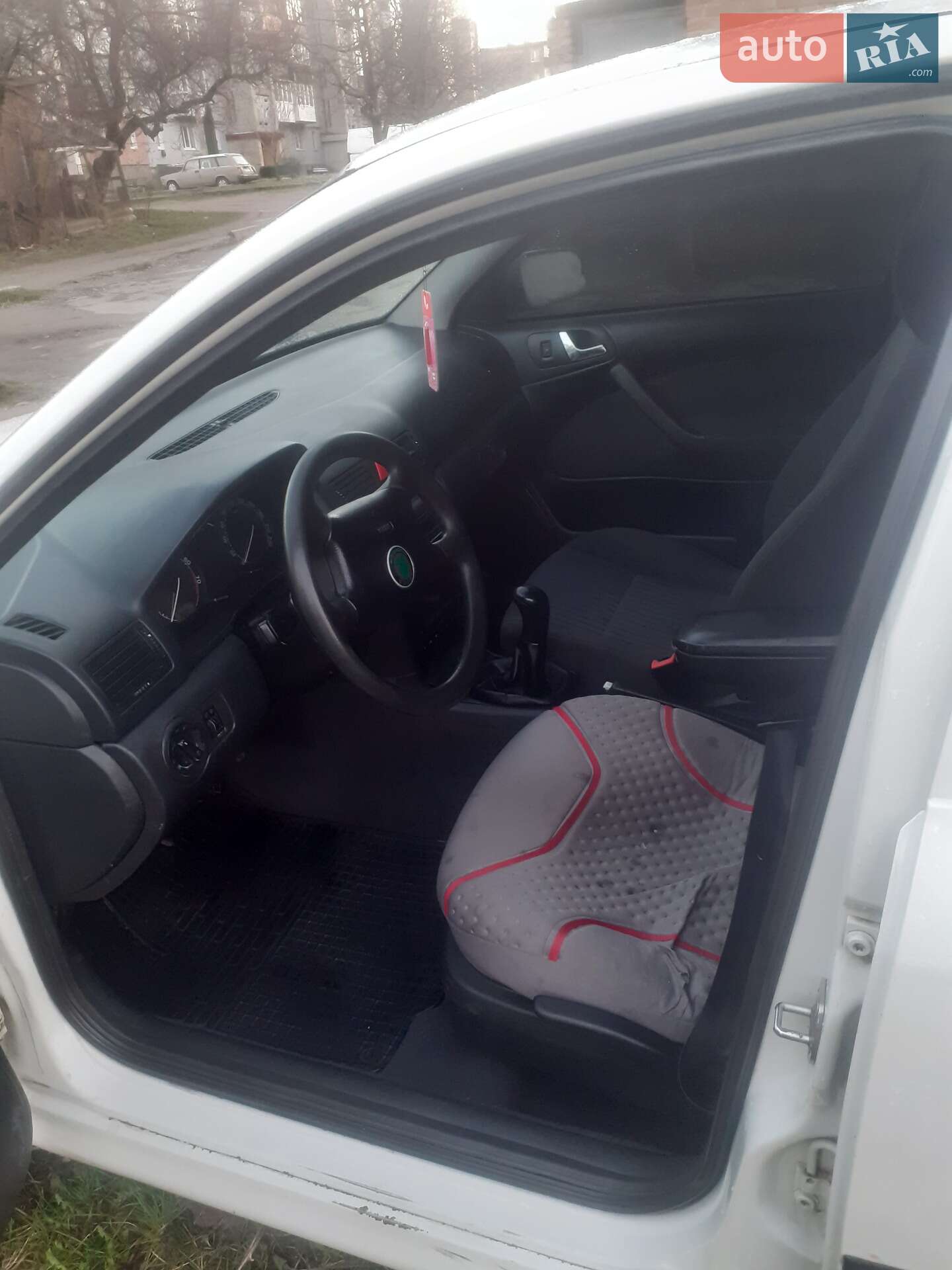 Skoda Octavia 2002 VIN TMBBL41U828555677 фото оголошення 11 з 18