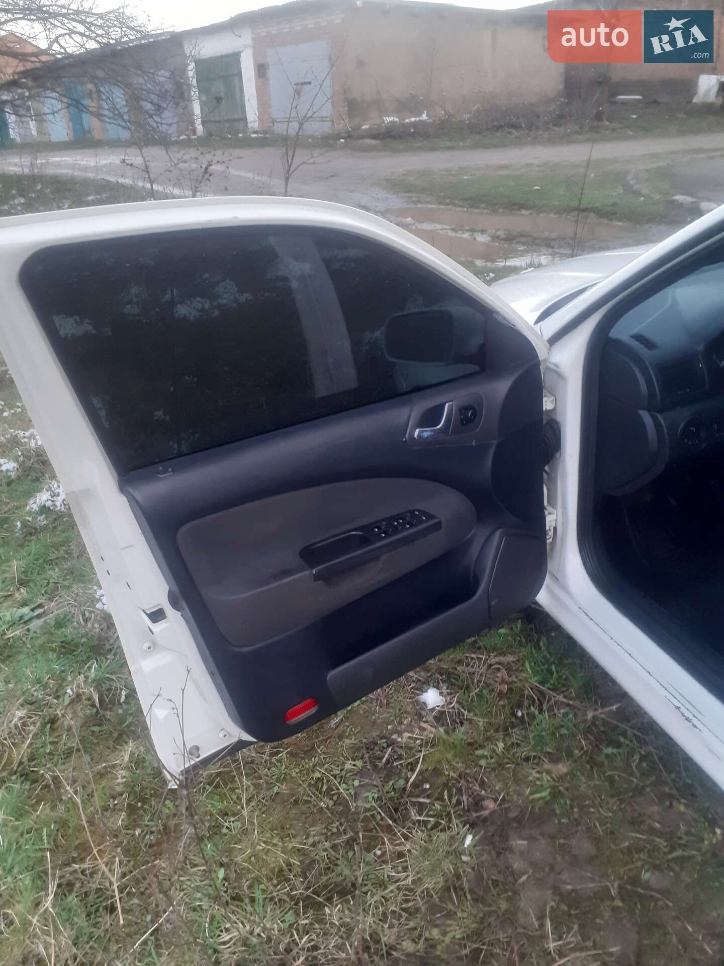 Skoda Octavia 2002 VIN TMBBL41U828555677 фото оголошення 12 з 18