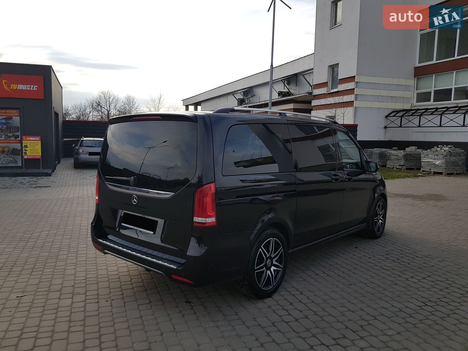 Mercedes-Benz V-Class 2018 VIN WDF44781313426148 фото оголошення 4 з 27