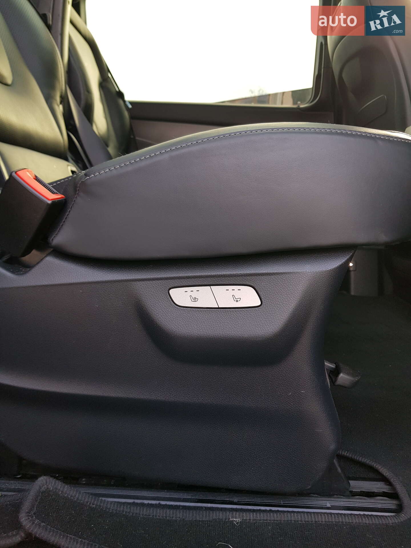 Mercedes-Benz V-Class 2018 VIN WDF44781313426148 фото оголошення 9 з 27
