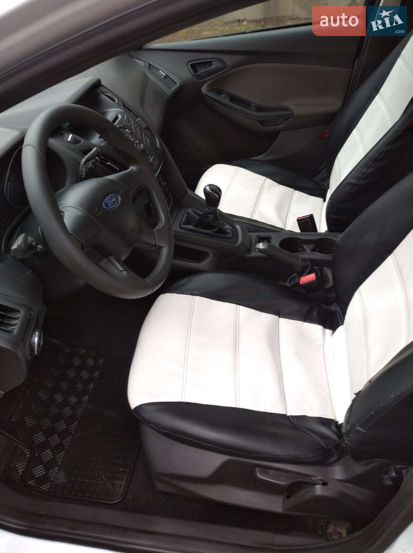 Ford Focus 2014 VIN WF0KXXGCBKEY77981 фото оголошення 9 з 15