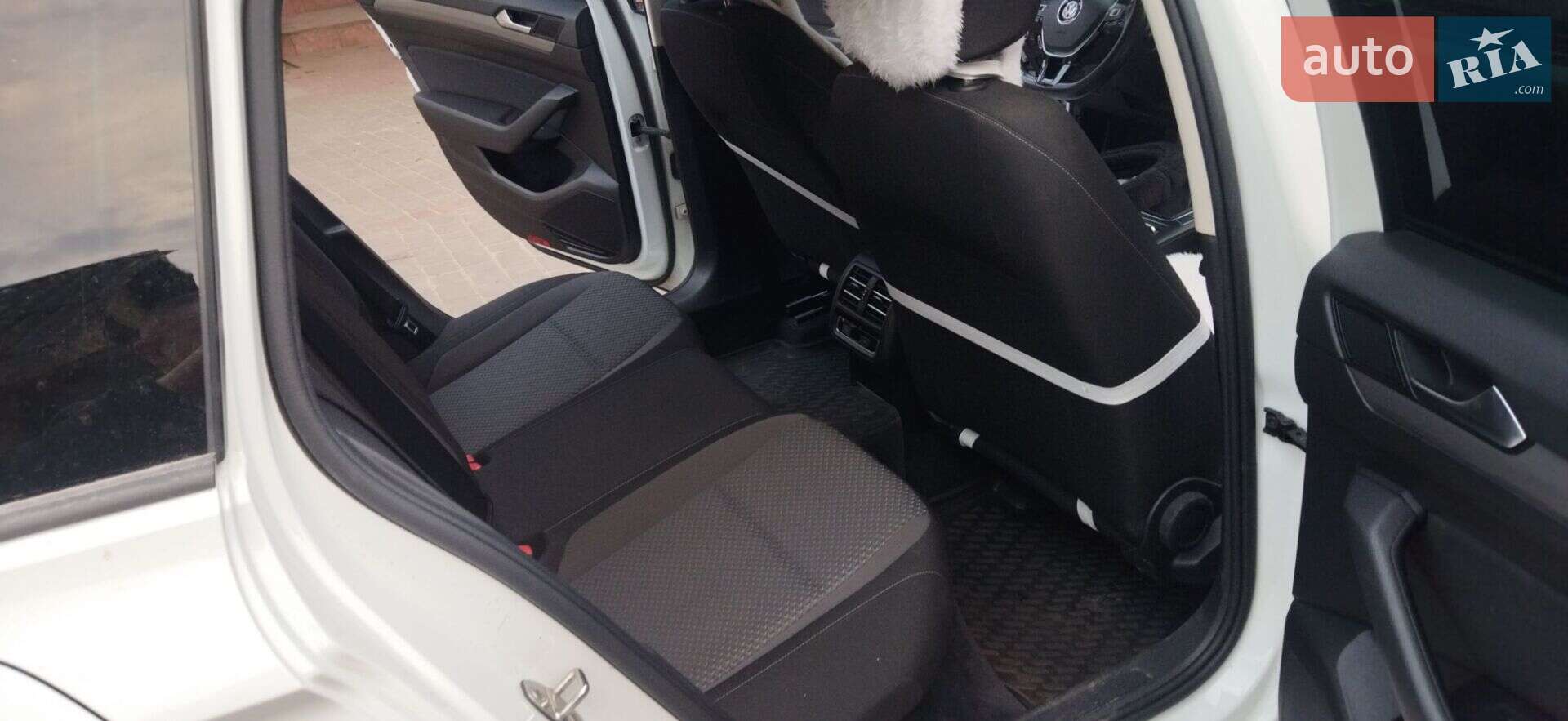 Volkswagen Passat 2016 VIN WVWZZZ3CZGP026558 фото оголошення 10 з 18