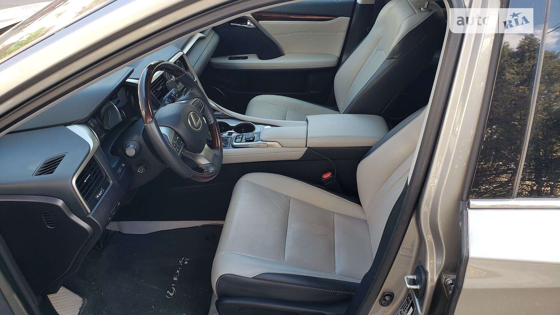 Lexus RX 2017 VIN 2T2BGMCA8HC019196 фото оголошення 5 з 7