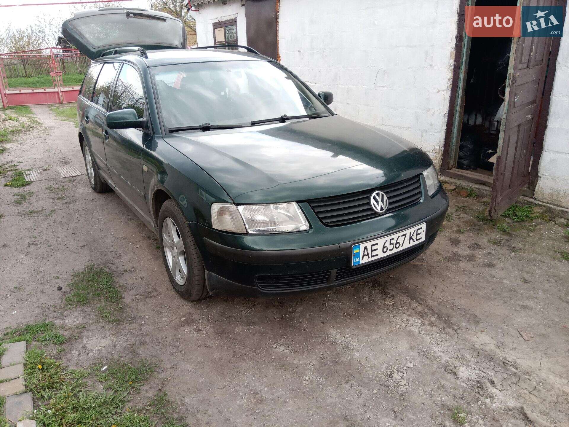 Volkswagen Passat 1999 VIN WVWZZZ3BZXE123605 фото оголошення 2 з 7
