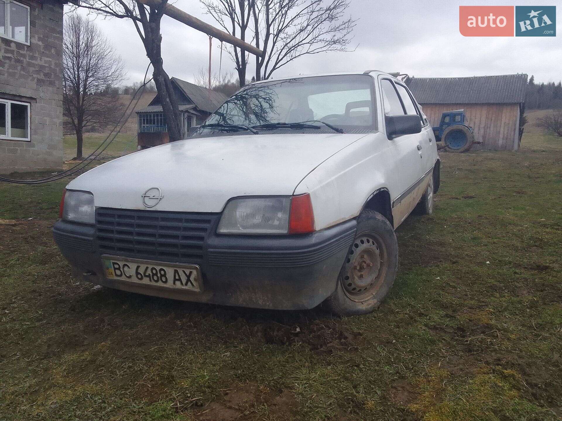 Opel Kadett 1988 VIN W0L000039J2595288 фото оголошення 2 з 3