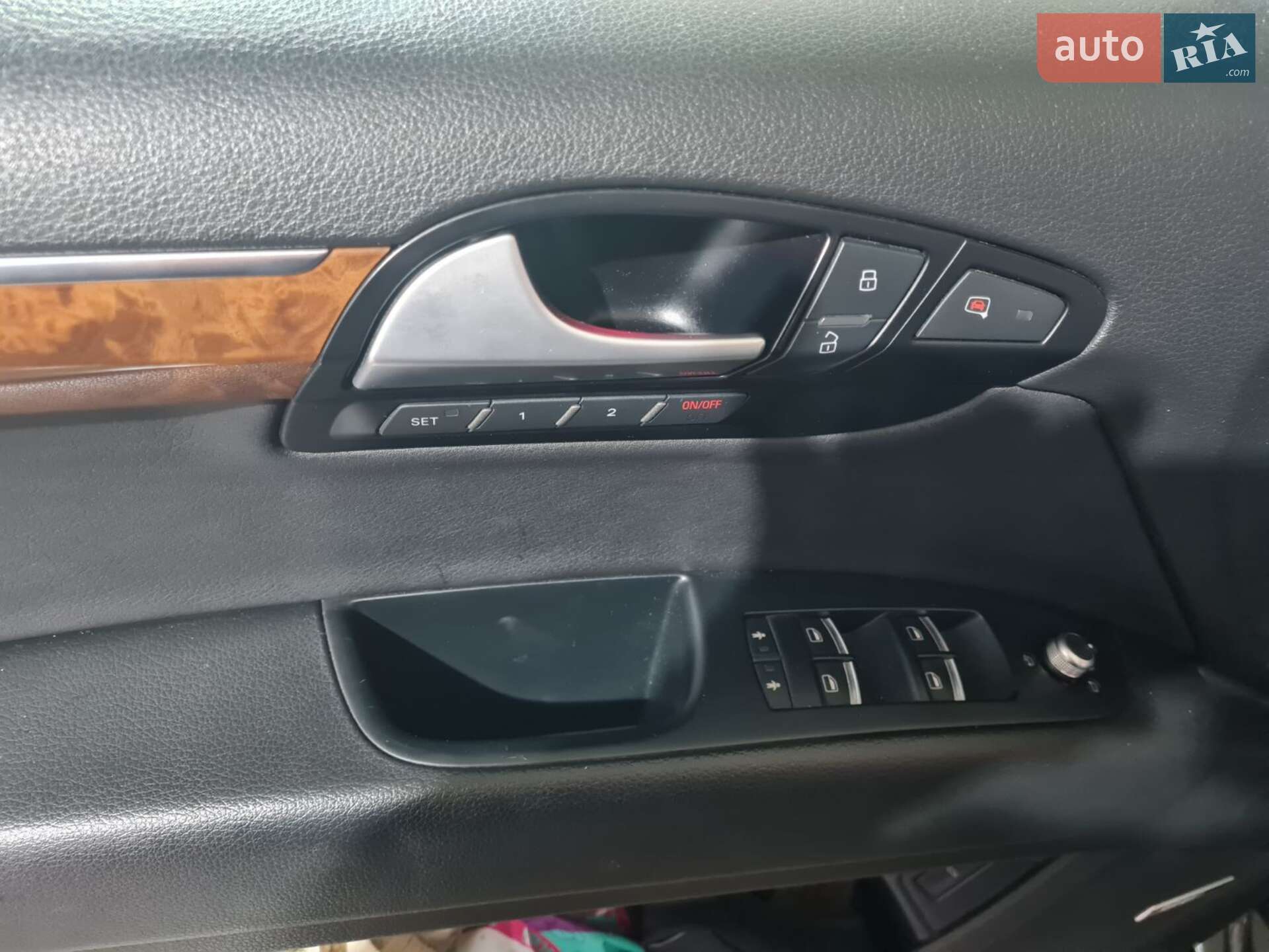 Audi Q7 2014 VIN WA1LMAFE8ED015978 фото оголошення 12 з 15