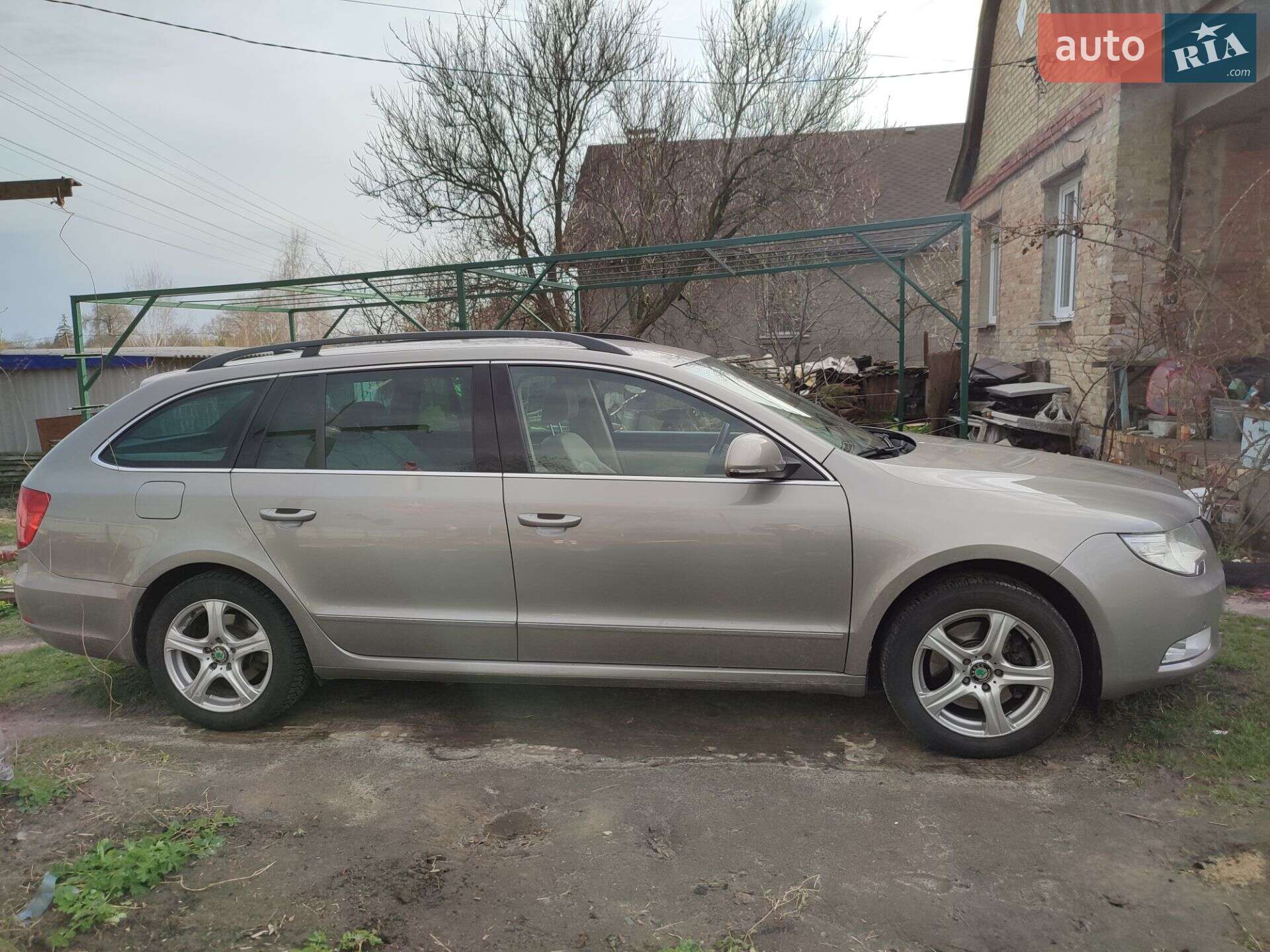 Skoda Superb 2010 VIN TMBJF73T0A9024698 фото оголошення 9 з 13