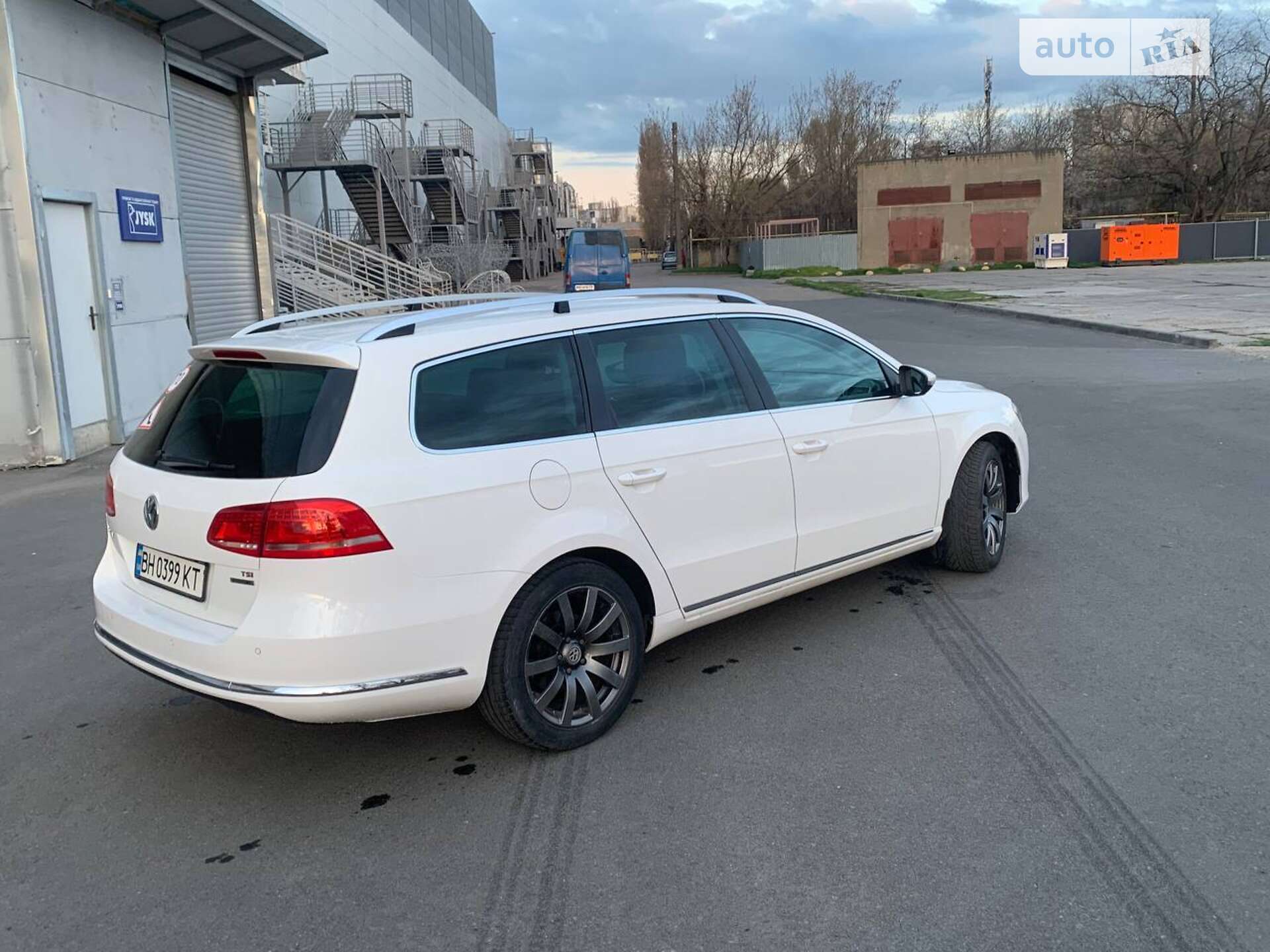 Volkswagen Passat 2012 VIN WVWZZZ3CZCE142754 фото оголошення 8 з 19