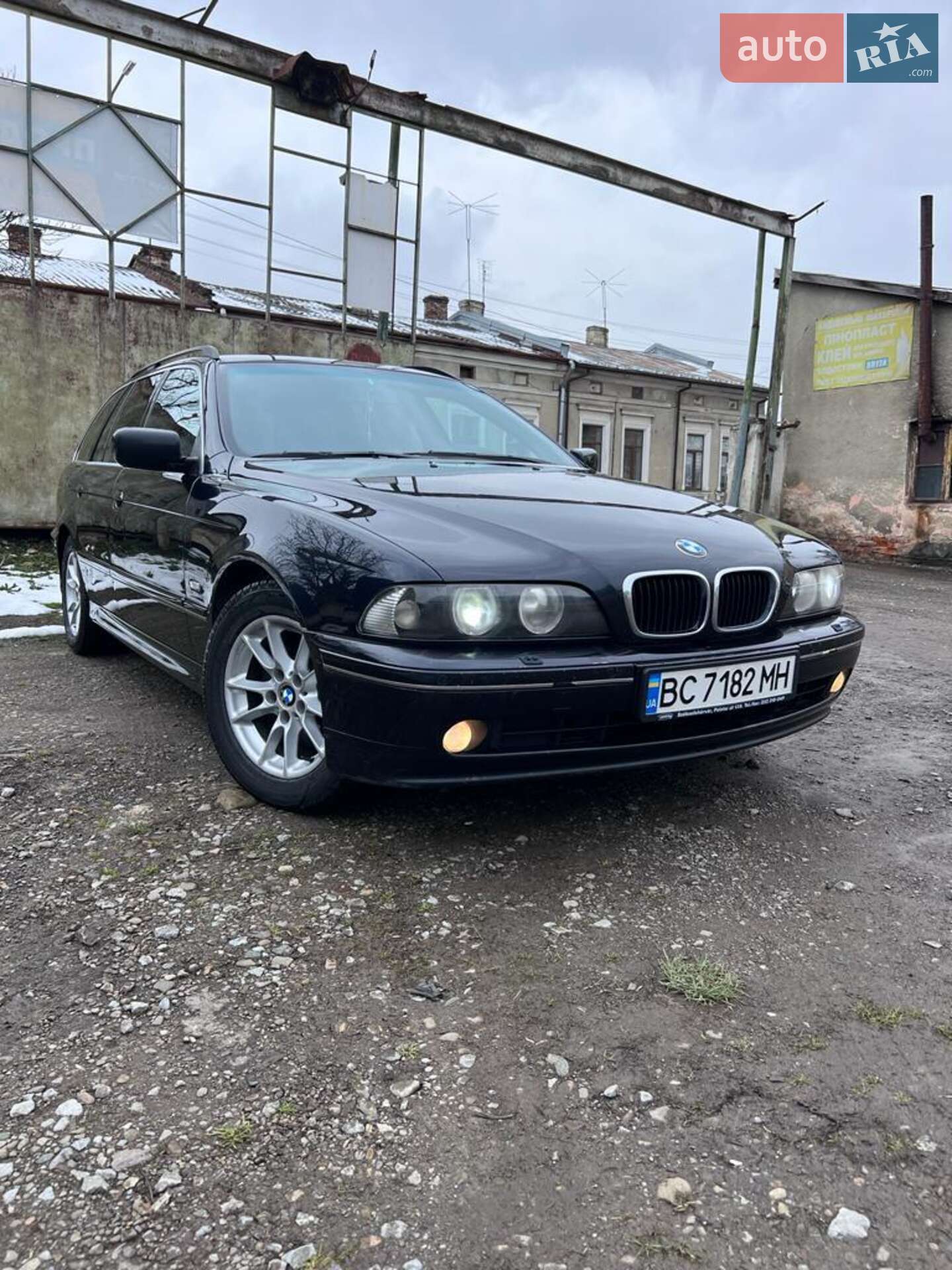BMW 5 Series 2003 VIN WBADP810X0G047535 фото оголошення 2 з 49