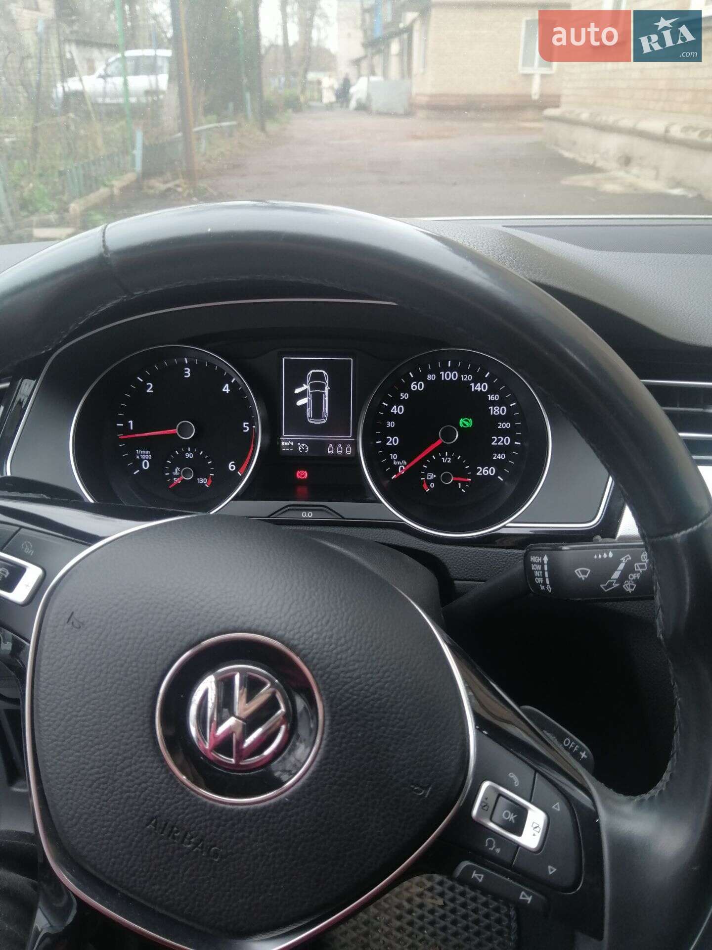 Volkswagen Passat 2016 VIN WVWZZZ3CZHP004413 фото оголошення 32 з 60