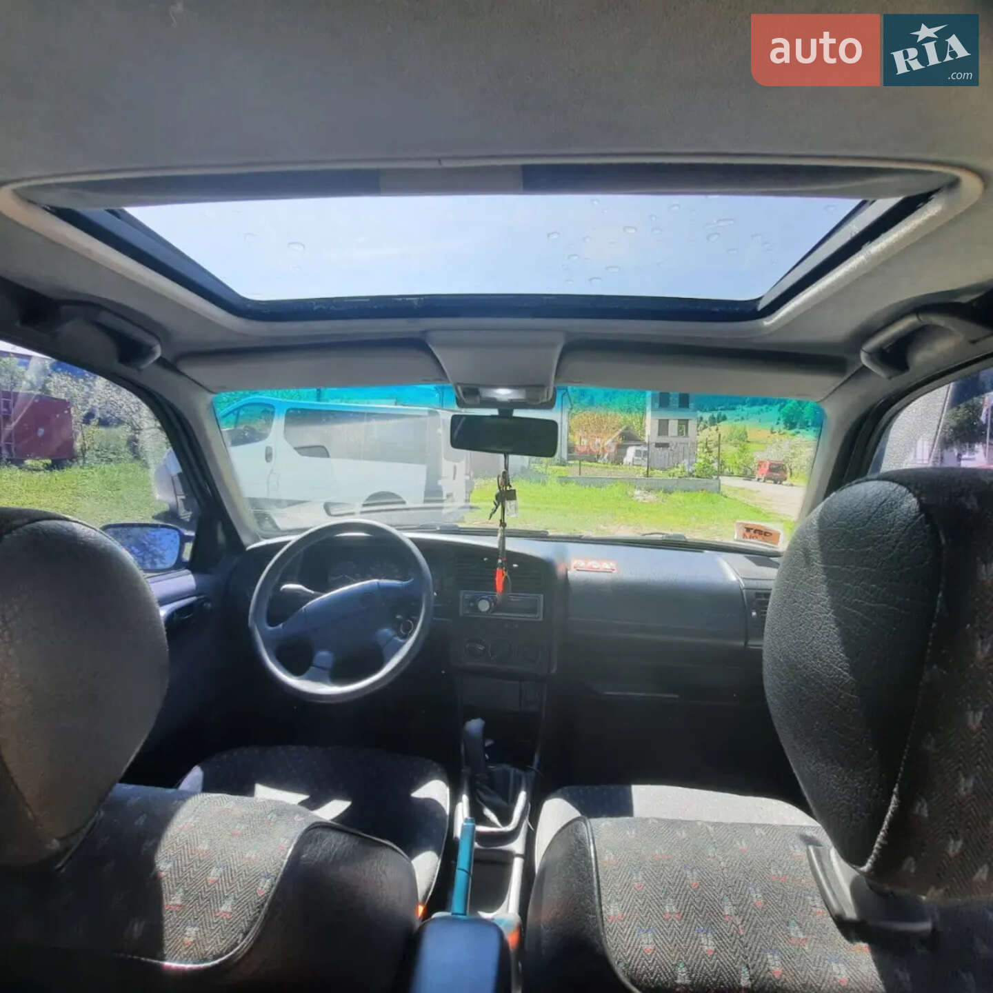 Volkswagen Passat 1994 VIN WVWZZZ3AZRE073879 фото оголошення 6 з 7