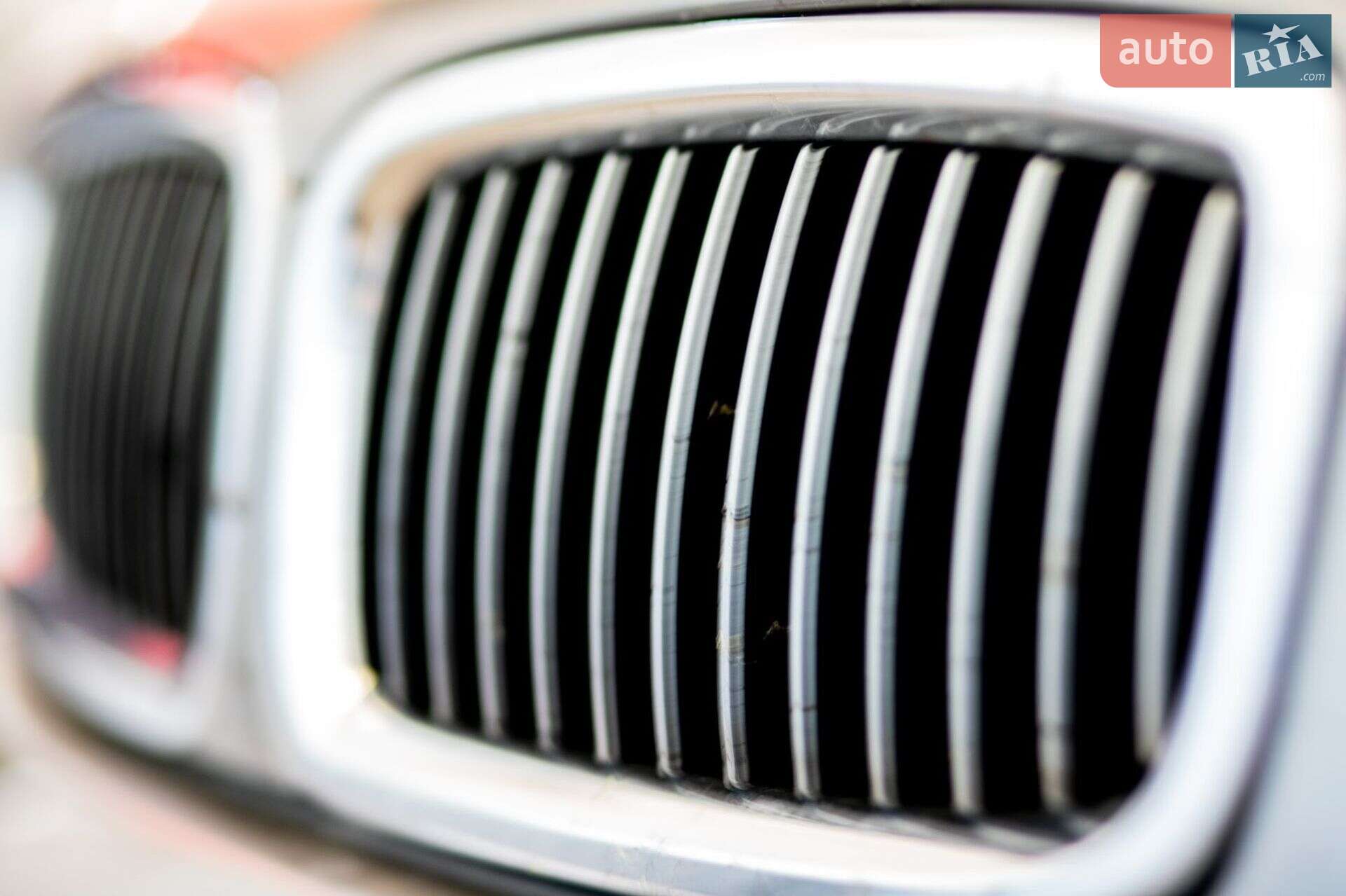 BMW 7 Series 2003 VIN WBAGN61050DP90337 фото оголошення 12 з 17