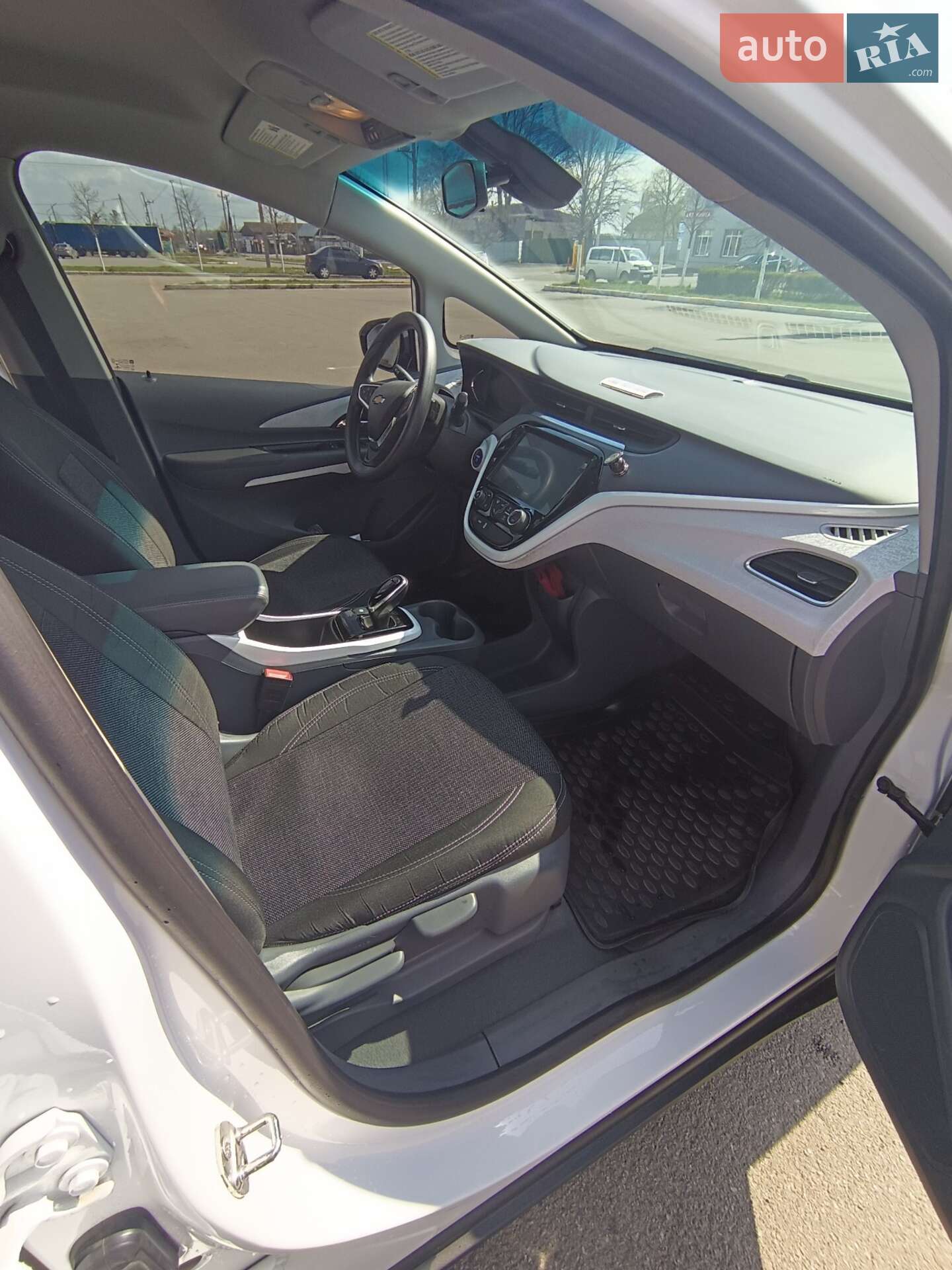 Chevrolet Bolt EV 2019 VIN 1G1FY6S04L4107528 фото оголошення 3 з 12