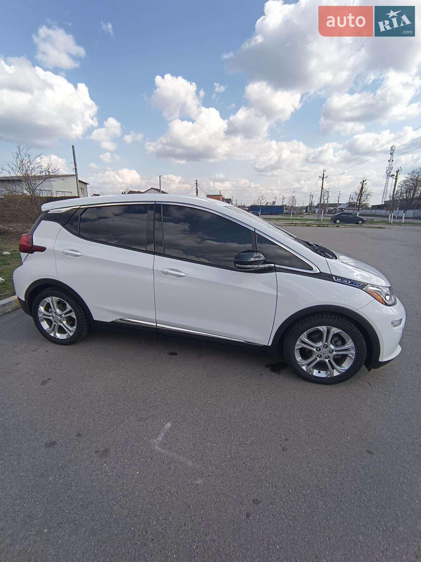 Chevrolet Bolt EV 2019 VIN 1G1FY6S04L4107528 фото оголошення 10 з 12