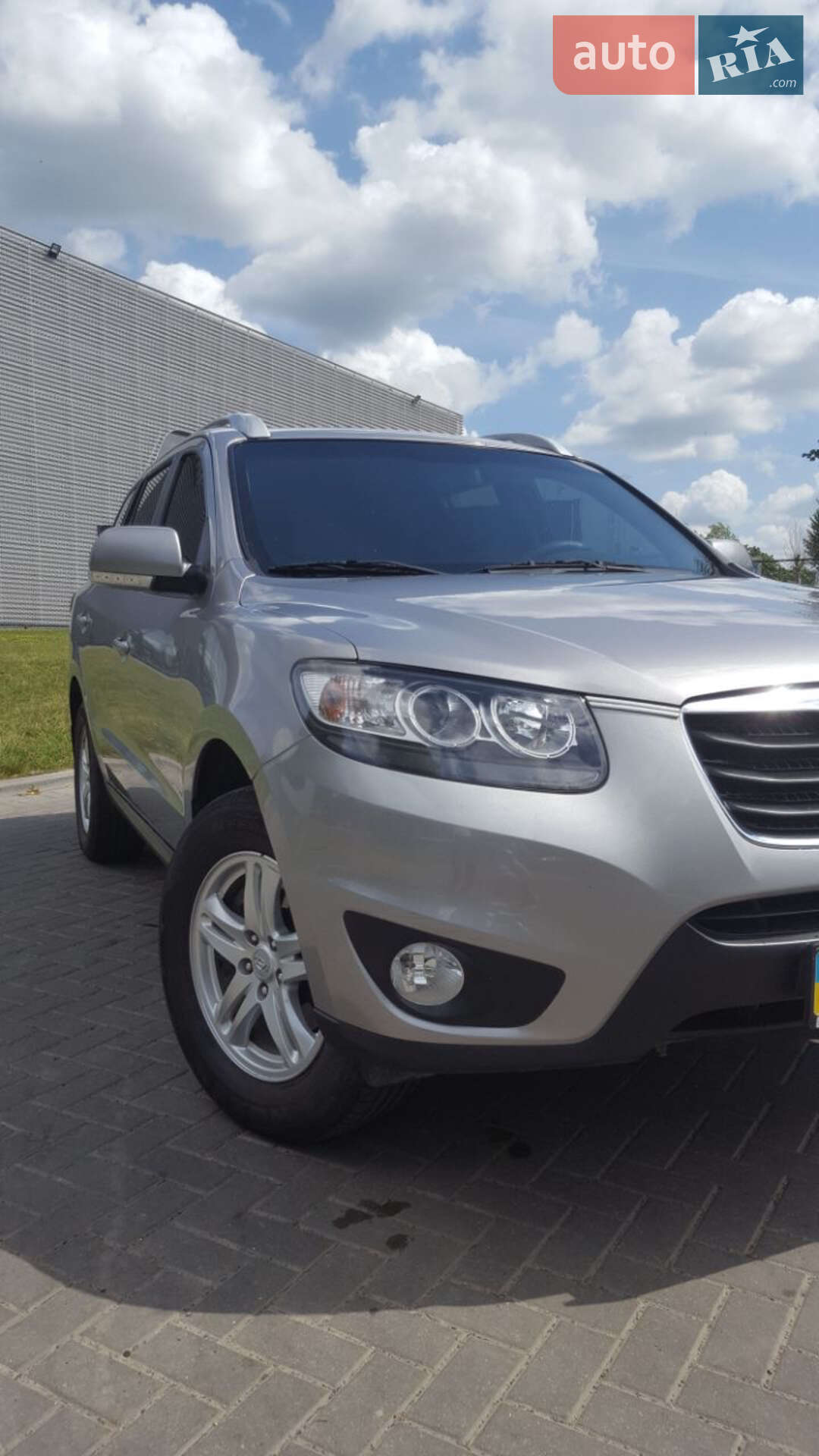 Hyundai Santa FE 2011 VIN KMHSH81BCBU702057 фото оголошення 3 з 26