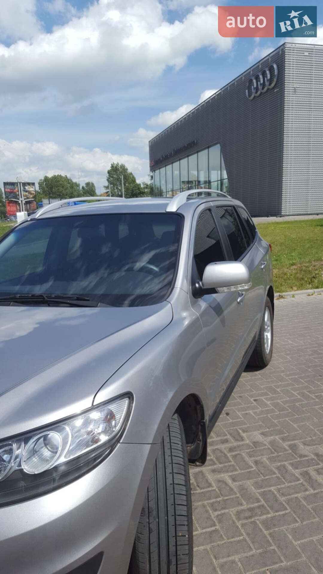 Hyundai Santa FE 2011 VIN KMHSH81BCBU702057 фото оголошення 13 з 26