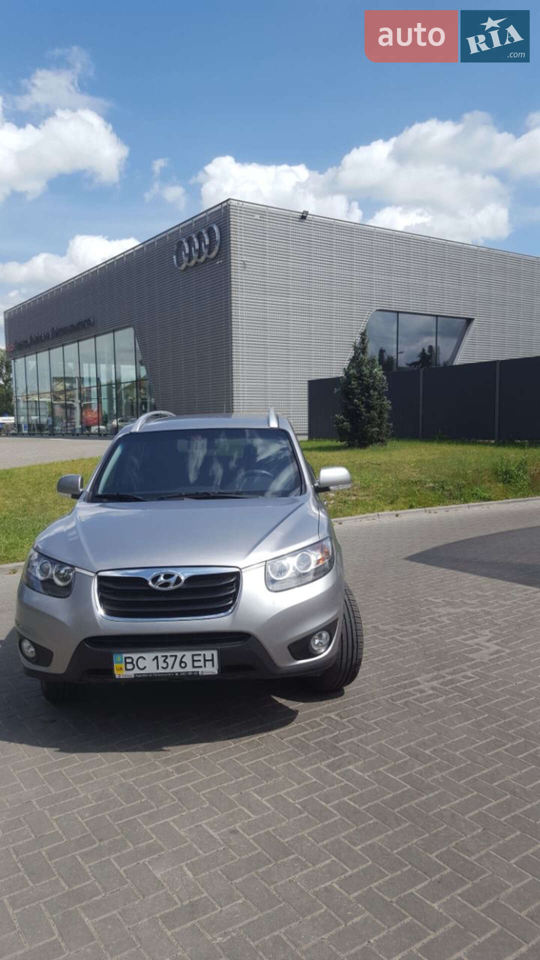 Hyundai Santa FE 2011 VIN KMHSH81BCBU702057 фото оголошення 14 з 26