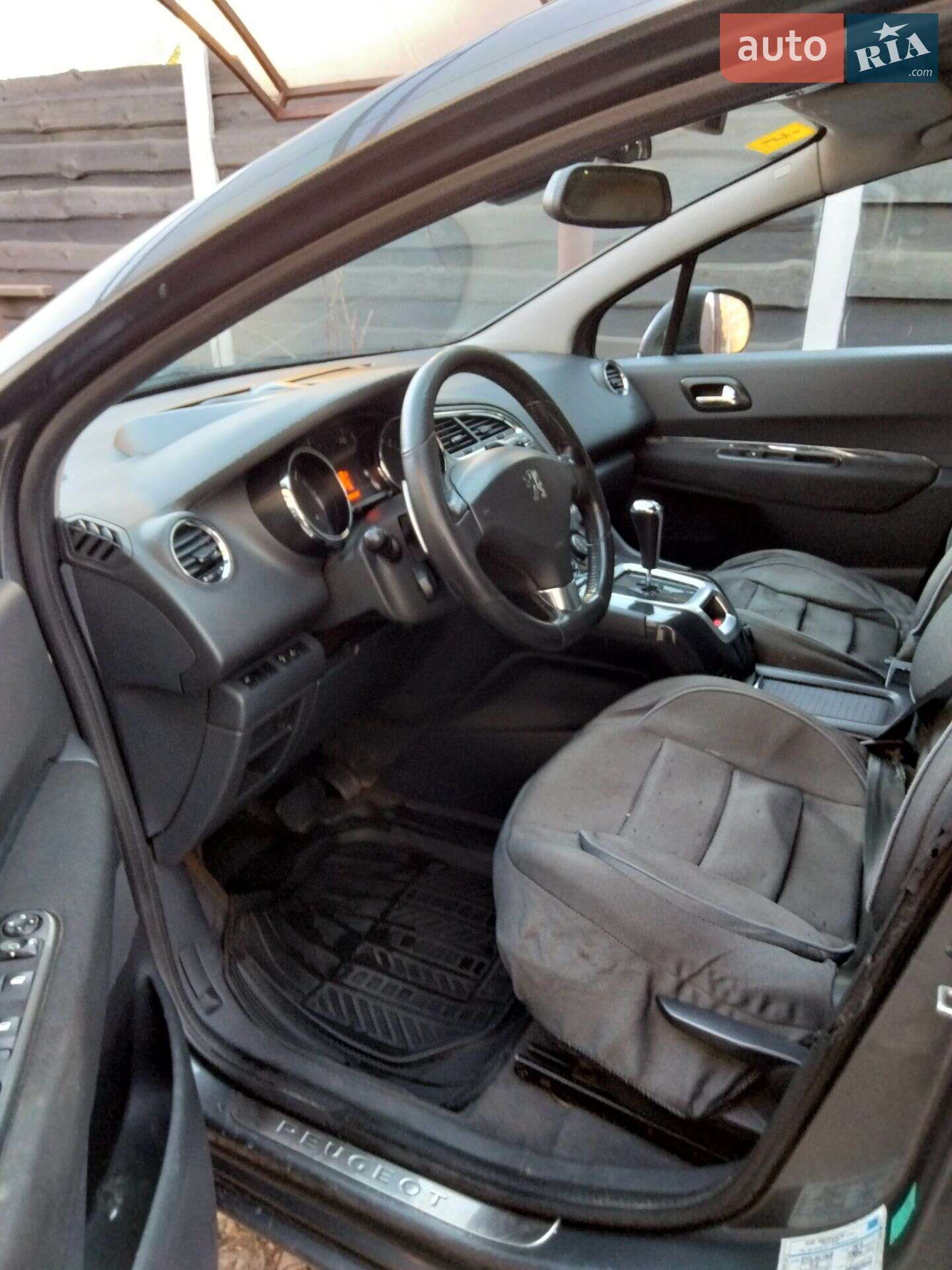Peugeot 5008 2011 VIN VF30E9HR8AS301613 фото оголошення 9 з 9