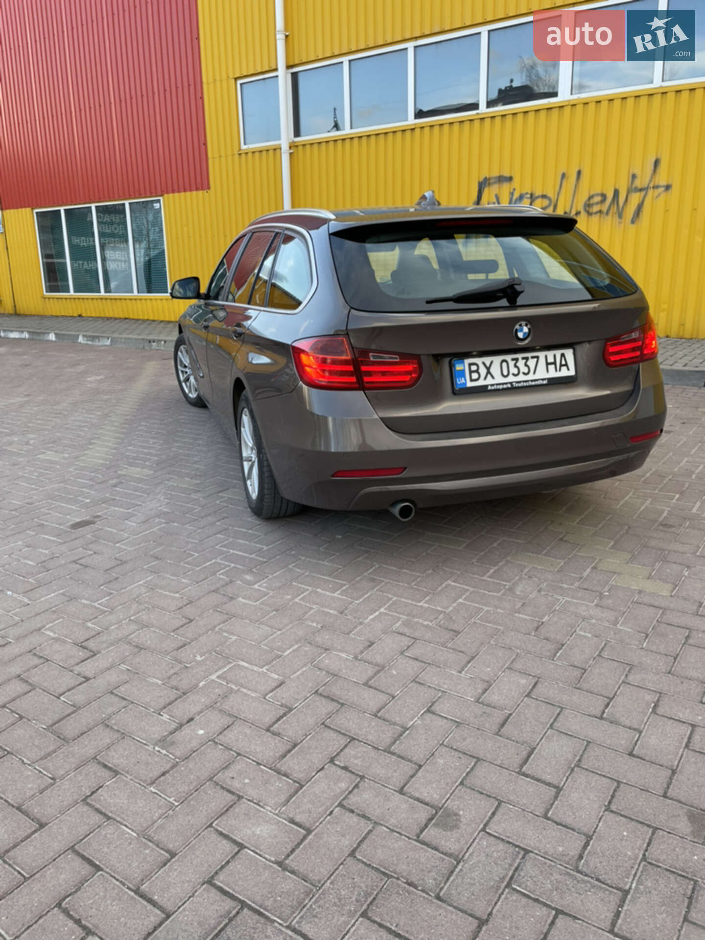 BMW 3 Series 2013 VIN WBA3K51070K172630 фото оголошення 3 з 12