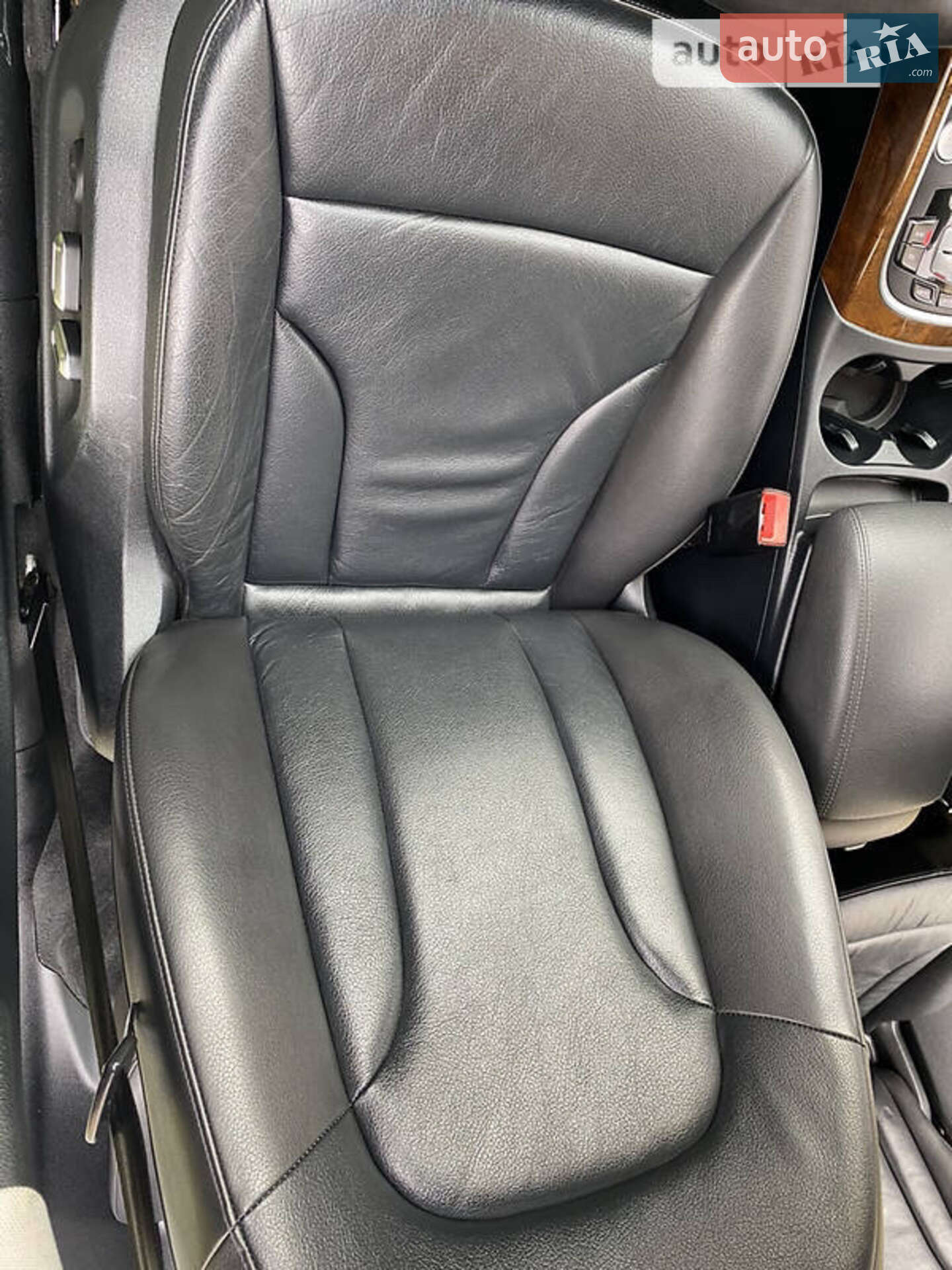 Audi Q5 2015 VIN WA1CMAFP3FA130959 фото оголошення 13 з 65