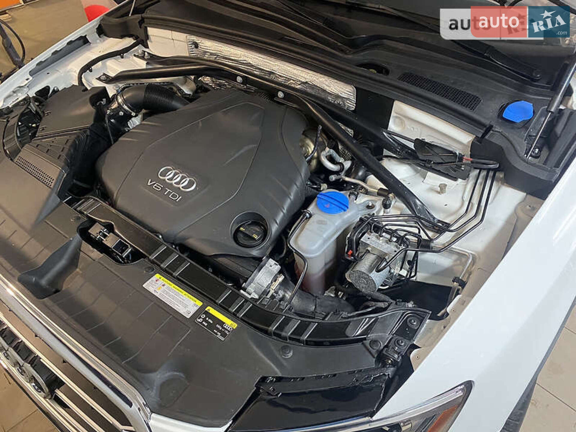 Audi Q5 2015 VIN WA1CMAFP3FA130959 фото оголошення 46 з 65