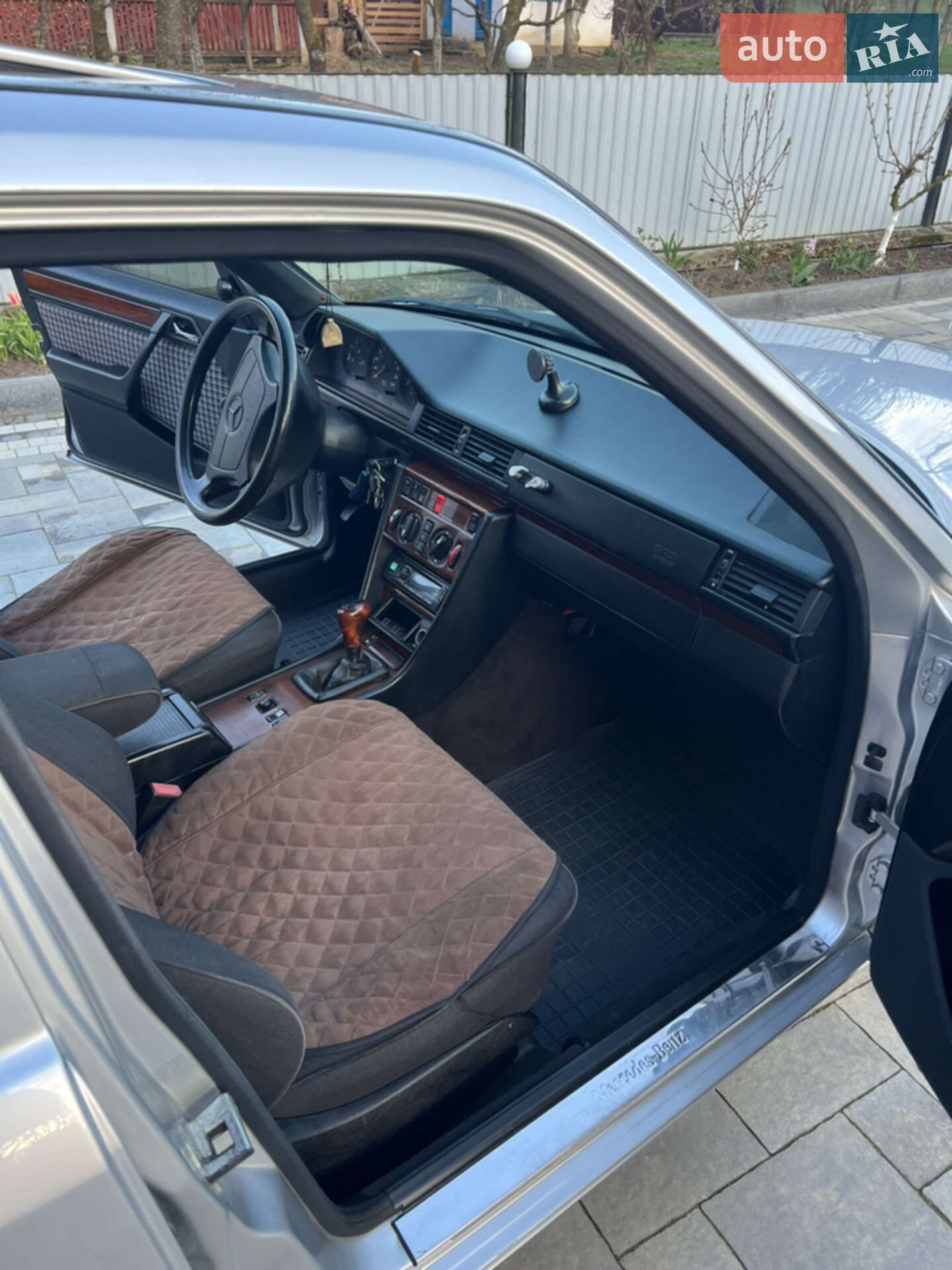Mercedes-Benz E-Class 1994 VIN WDB12312010223269 фото оголошення 10 з 13