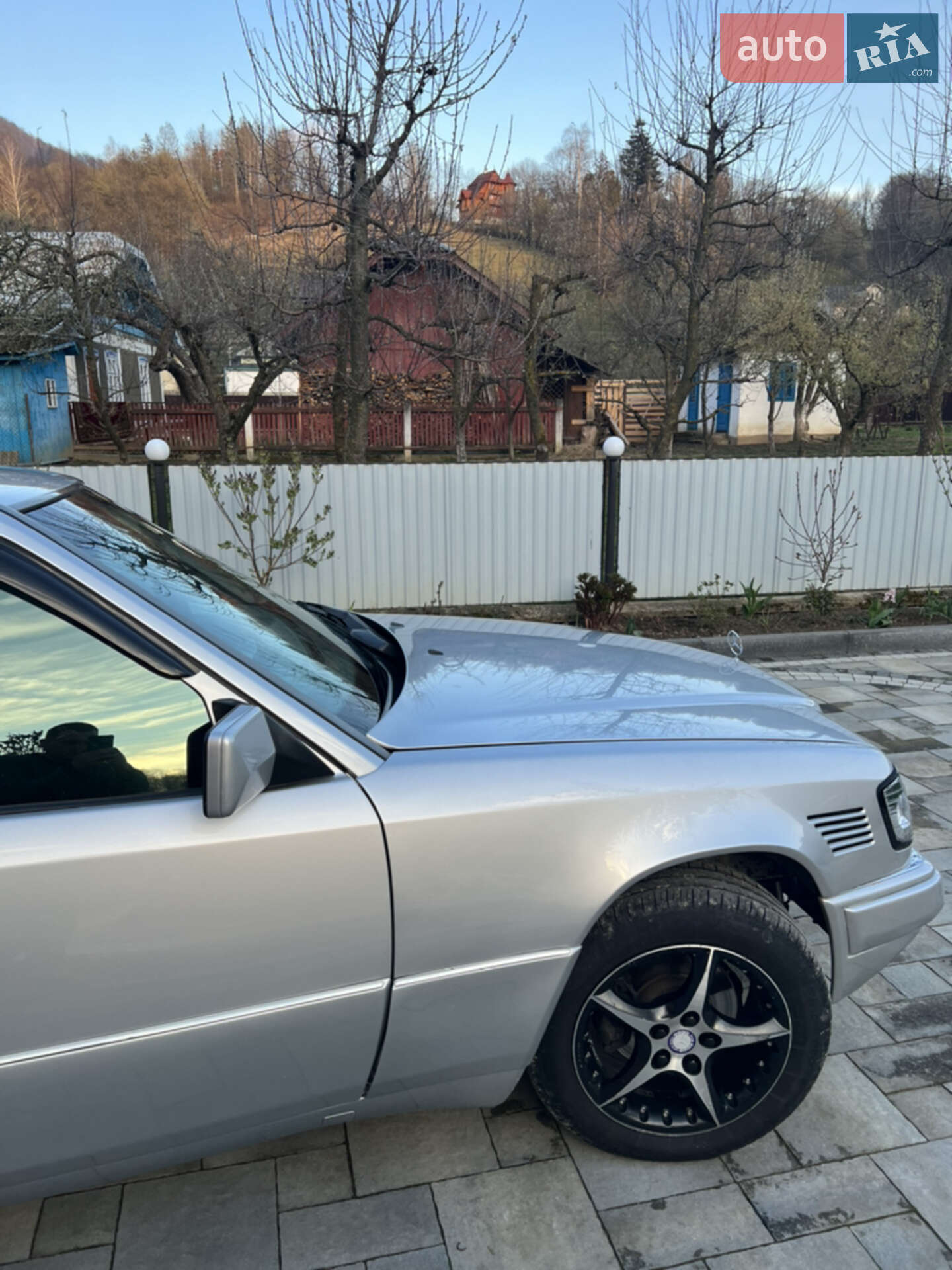 Mercedes-Benz E-Class 1994 VIN WDB12312010223269 фото оголошення 8 з 13