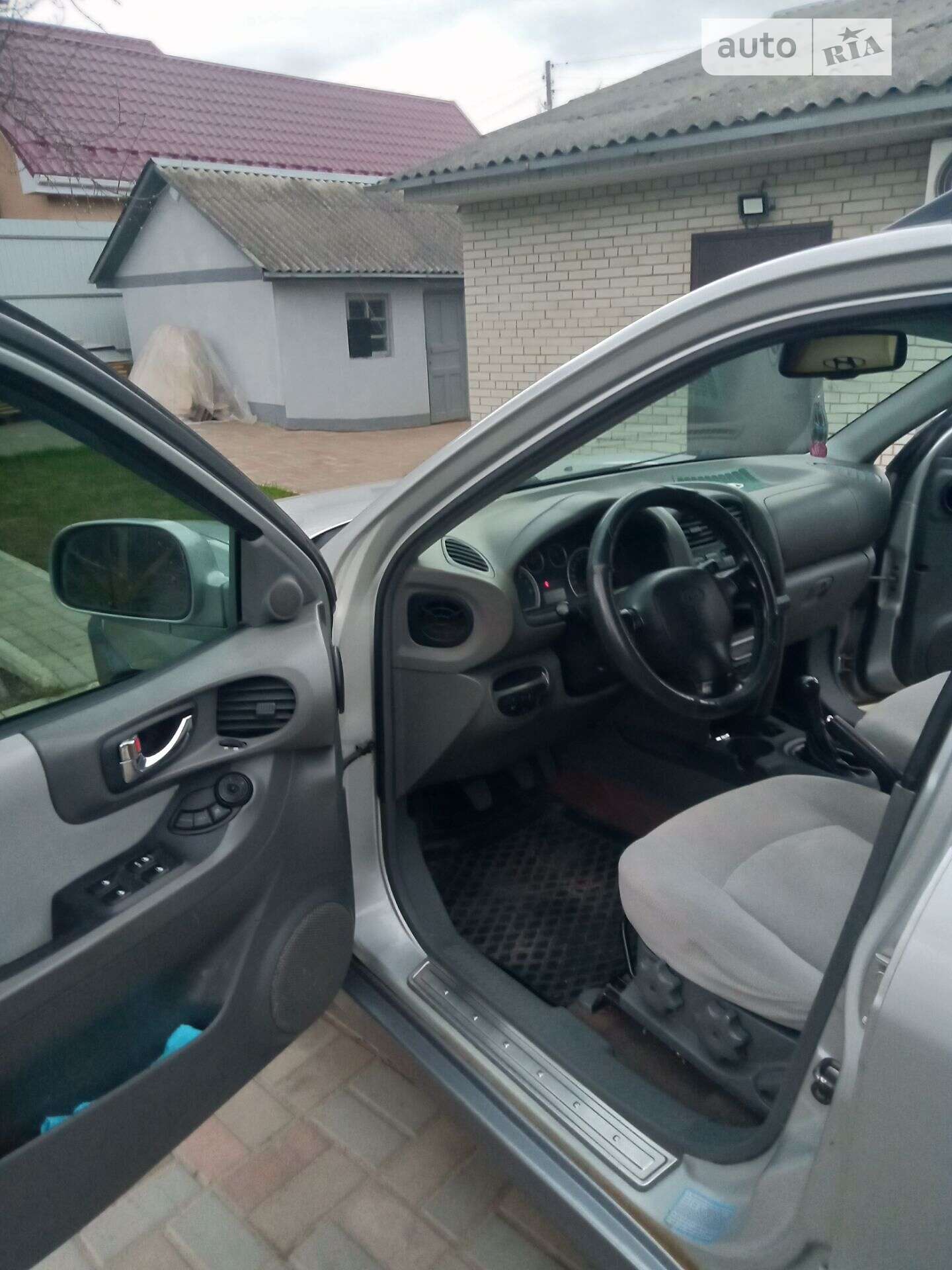 Hyundai Santa FE 2006 VIN Y6LSC81AP6L000678 фото оголошення 2 з 11