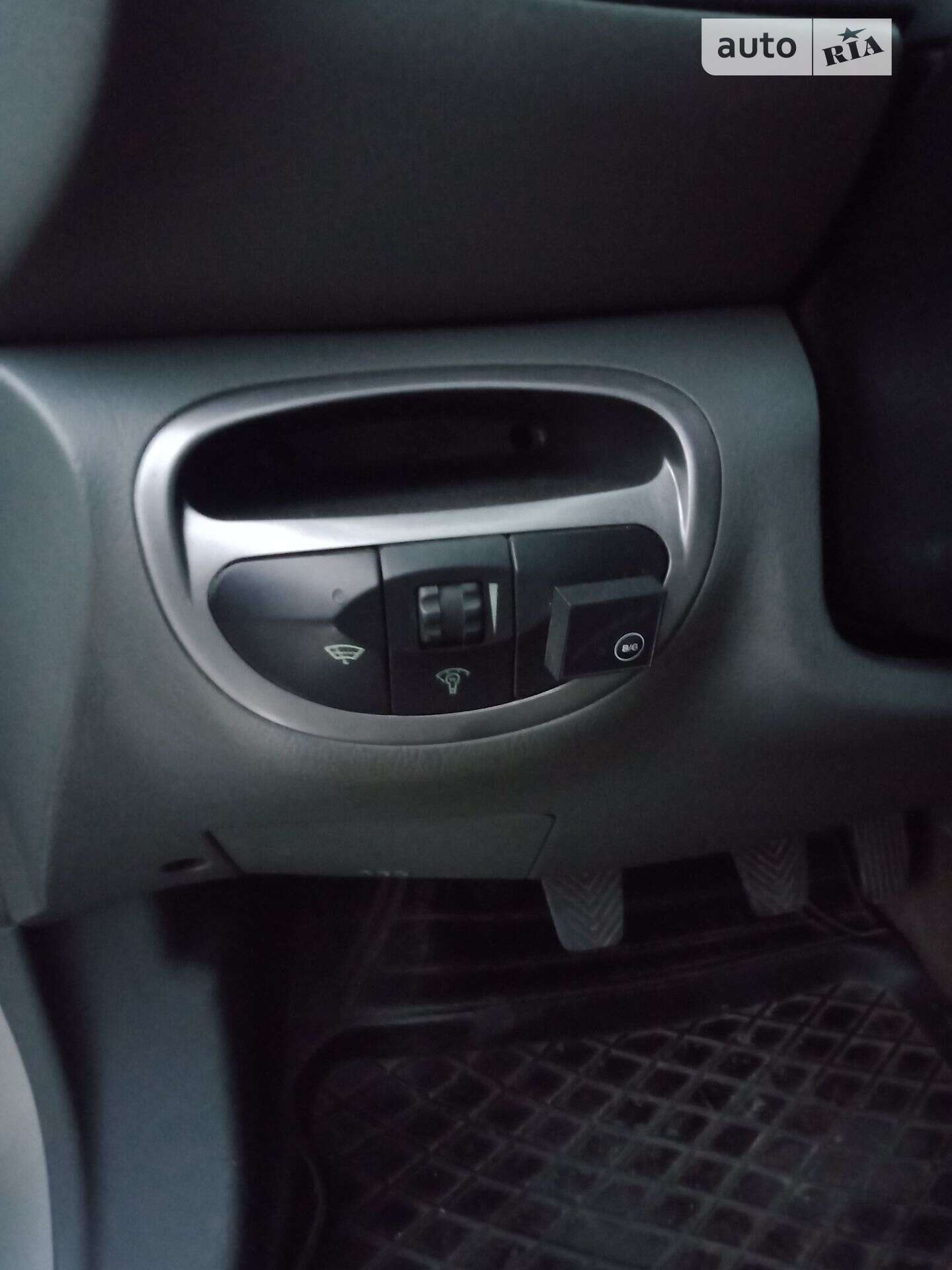 Hyundai Santa FE 2006 VIN Y6LSC81AP6L000678 фото оголошення 10 з 11