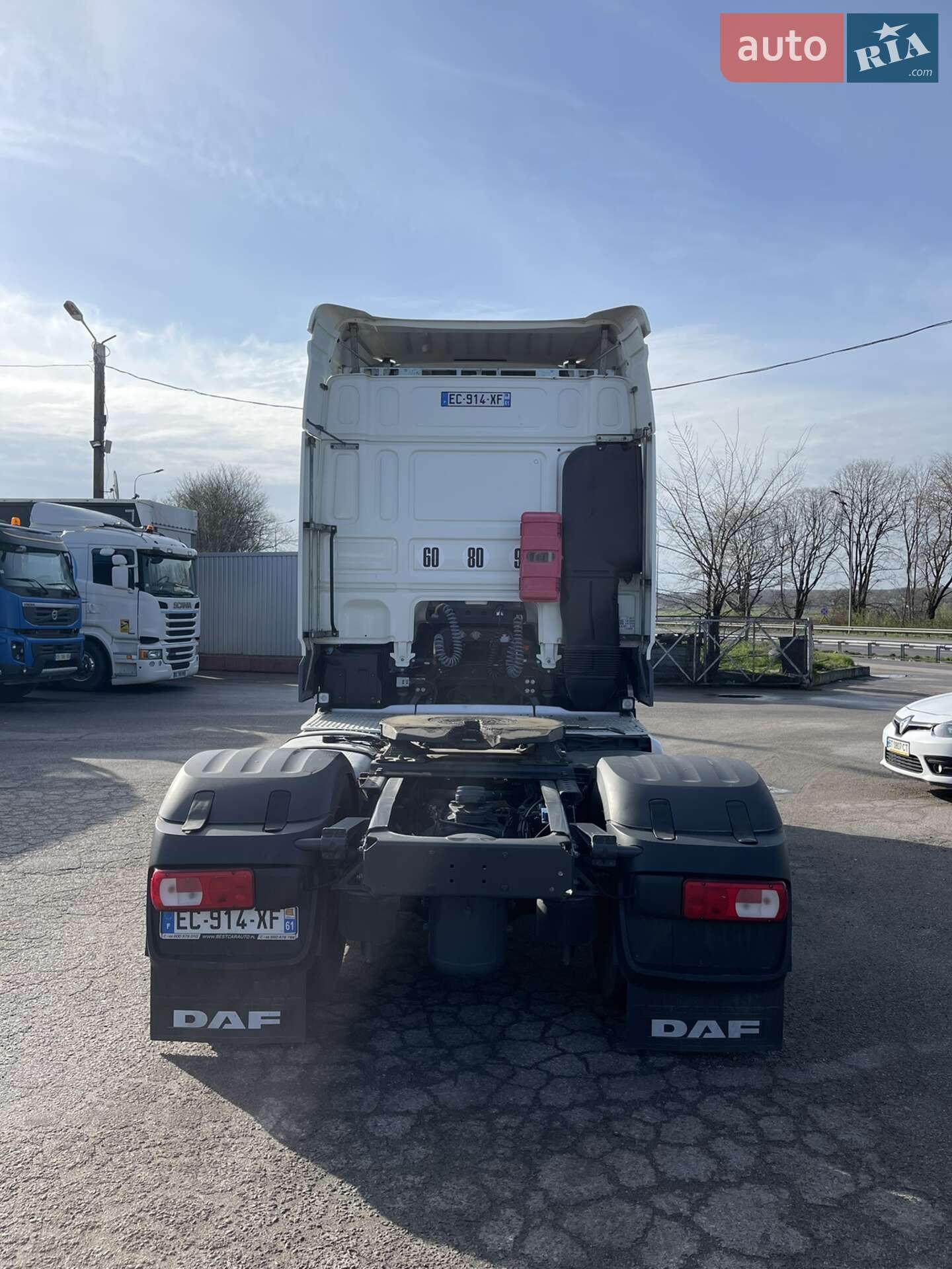 DAF XF 106 2016 VIN XLRTEH4300G086599 фото оголошення 9 з 36