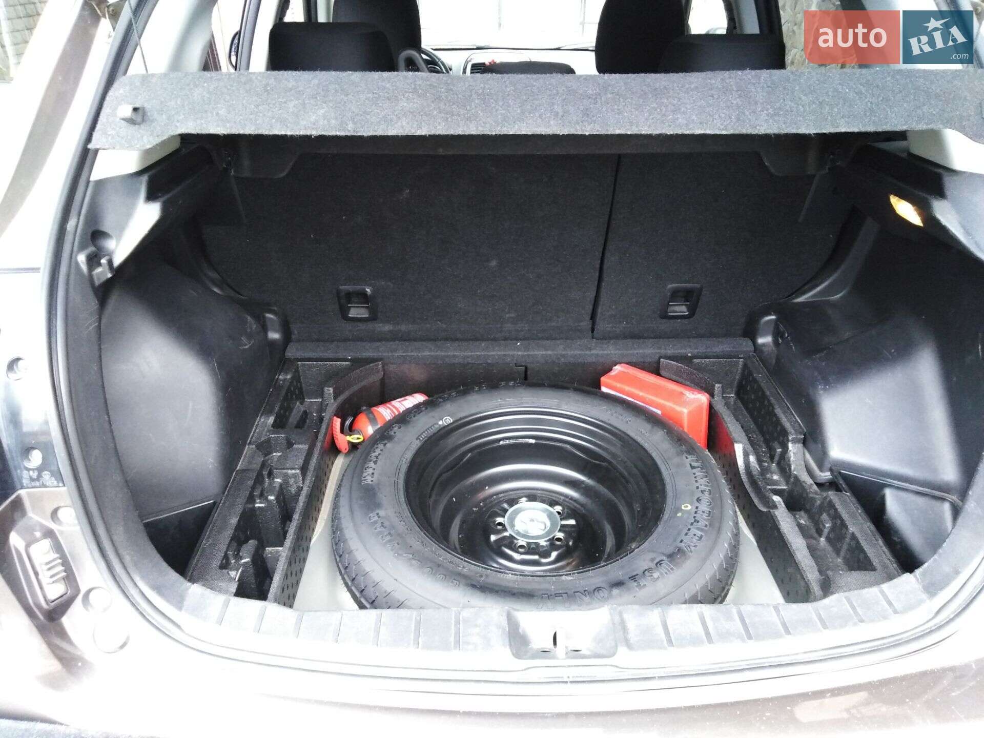 Mitsubishi ASX 2014 VIN JMBXLGA8WFZ400682 фото оголошення 7 з 8