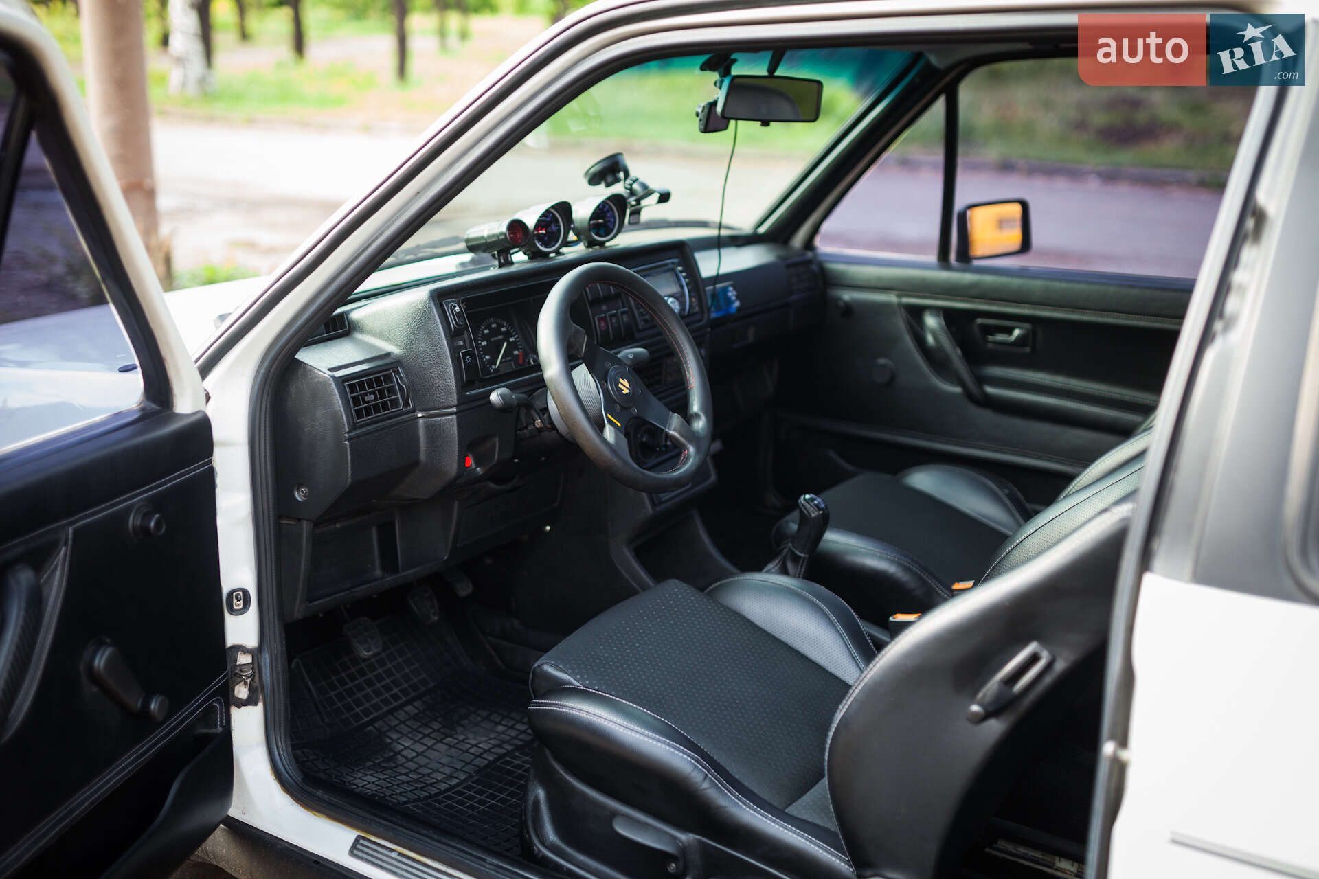 Volkswagen Golf 1987 VIN WVWZZZ19ZHW763012 фото оголошення 20 з 31