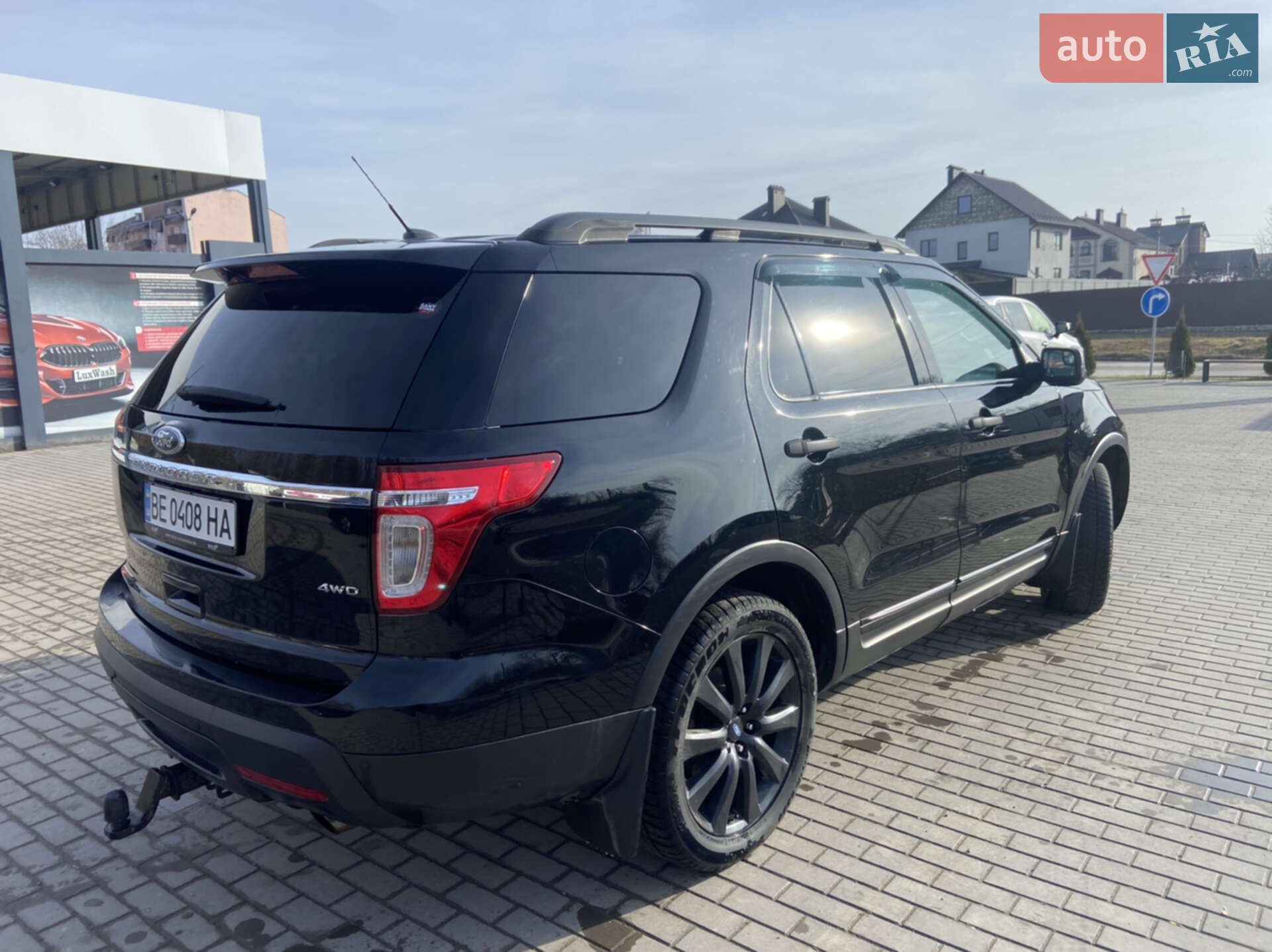 Ford Explorer 2011 VIN 1FMHK8B83CGA40062 фото оголошення 2 з 19