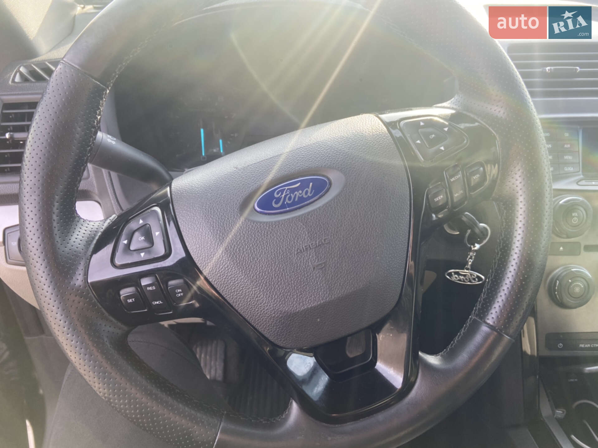 Ford Explorer 2011 VIN 1FMHK8B83CGA40062 фото оголошення 9 з 19