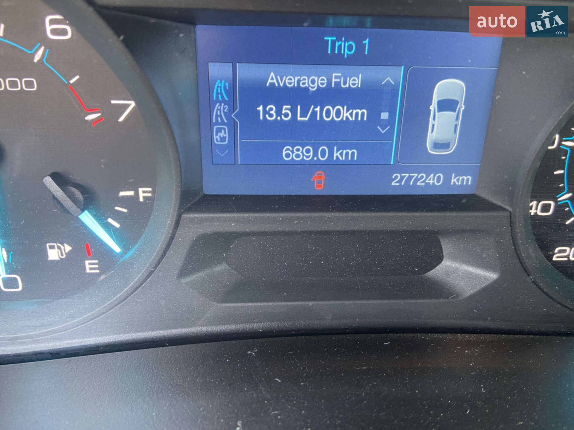 Ford Explorer 2011 VIN 1FMHK8B83CGA40062 фото оголошення 10 з 19