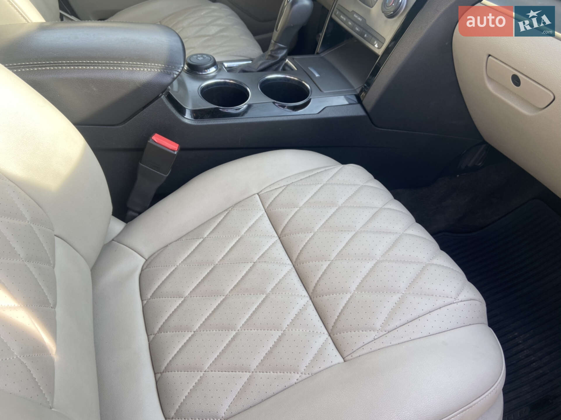 Ford Explorer 2011 VIN 1FMHK8B83CGA40062 фото оголошення 13 з 19