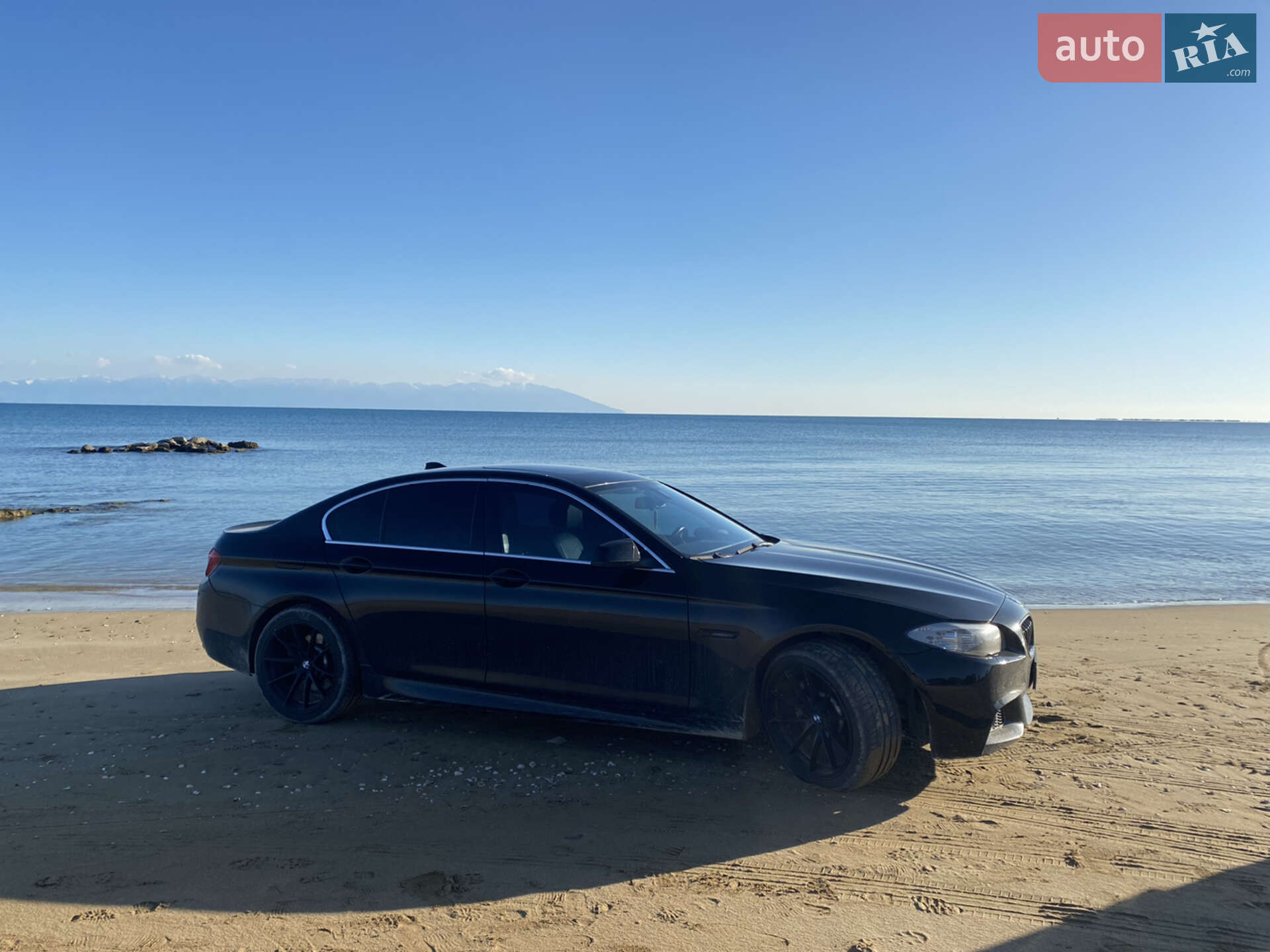 BMW 5 Series 2013 VIN WBAFR7C58DC825236 фото оголошення 4 з 14