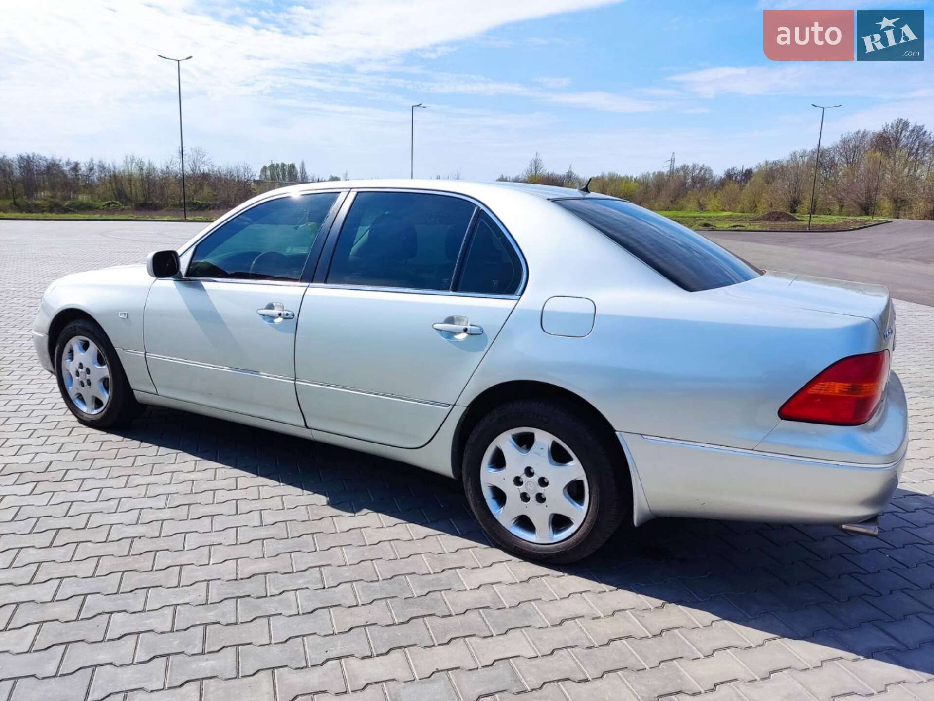 Lexus LS 2002 VIN JTHBN30F300067688 фото оголошення 19 з 24