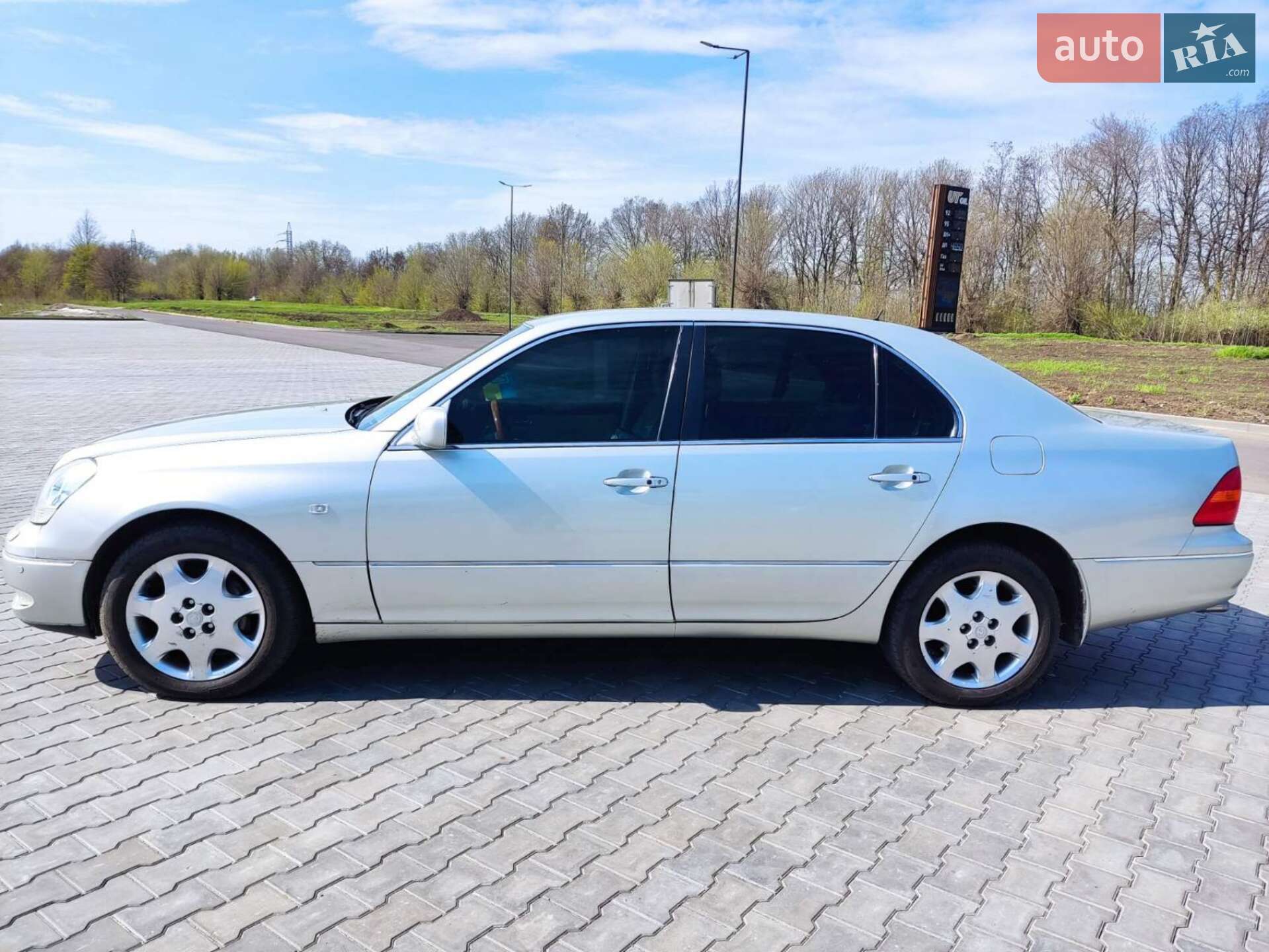 Lexus LS 2002 VIN JTHBN30F300067688 фото оголошення 18 з 24
