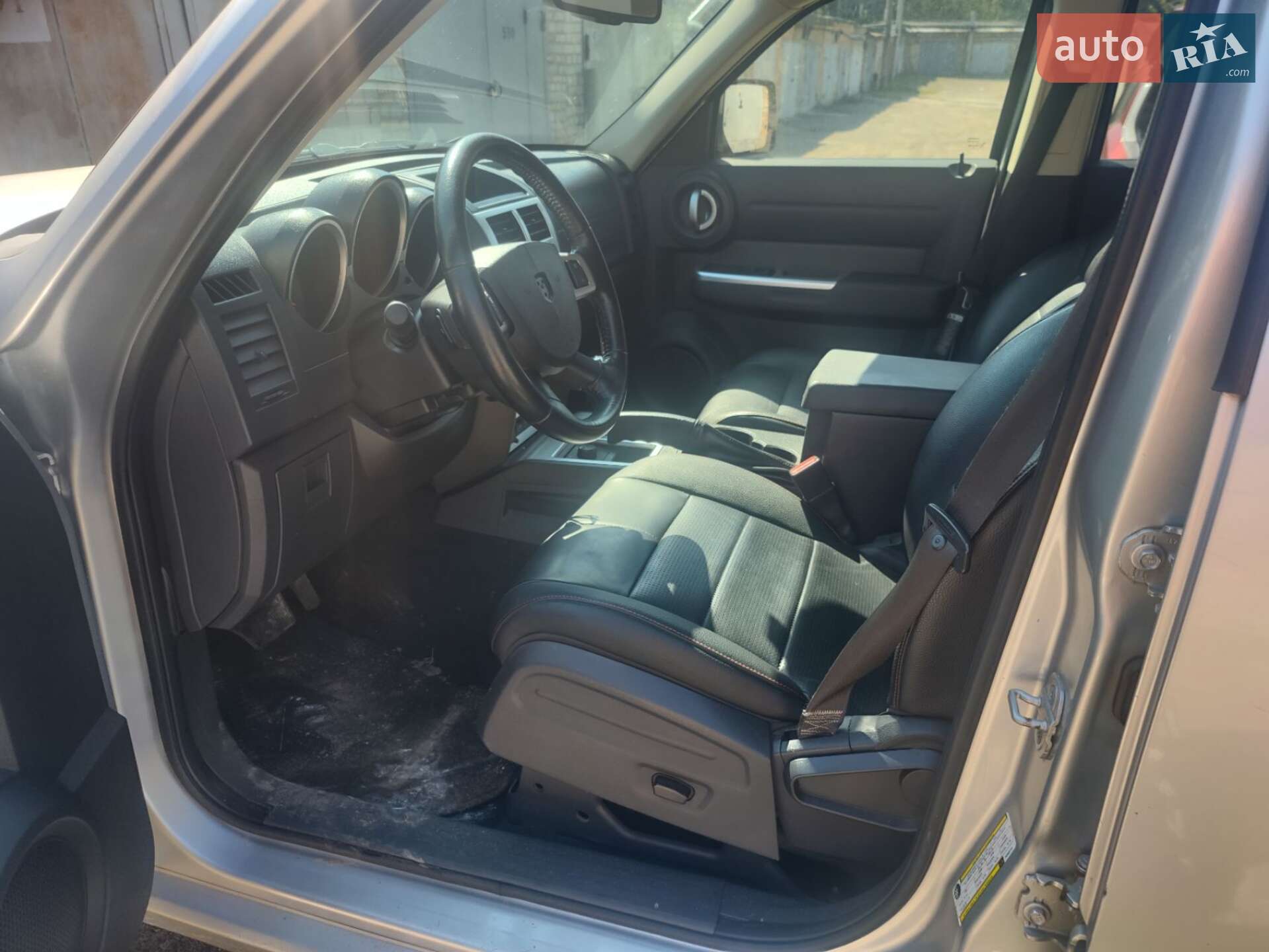 Dodge Nitro 2007 VIN 1D8GU58687W683714 фото оголошення 2 з 8