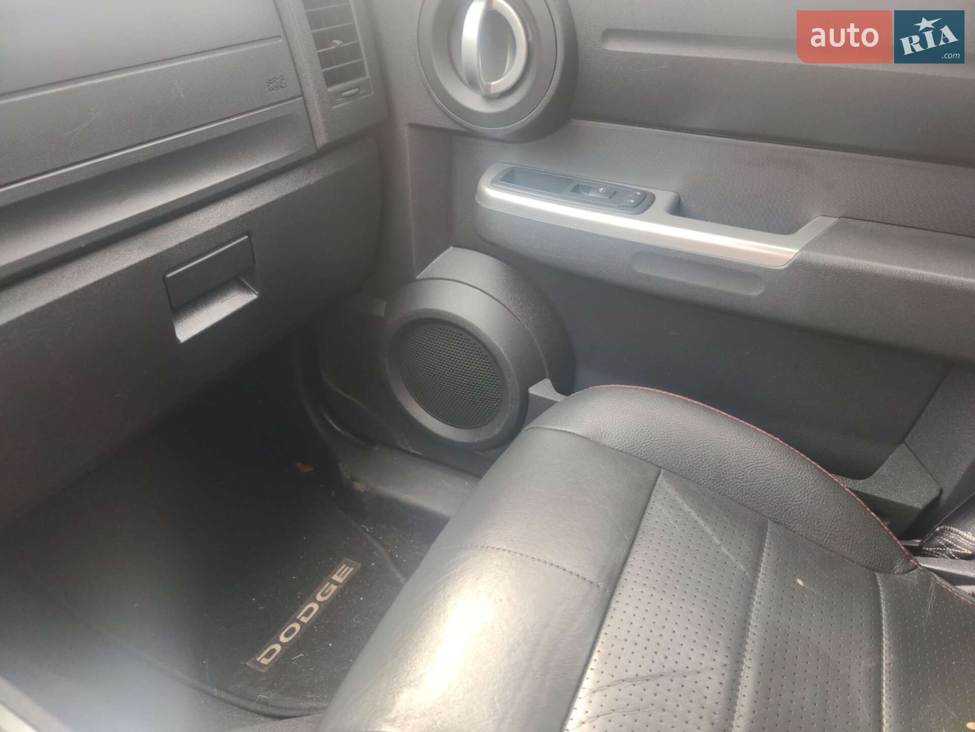Dodge Nitro 2007 VIN 1D8GU58687W683714 фото оголошення 4 з 16
