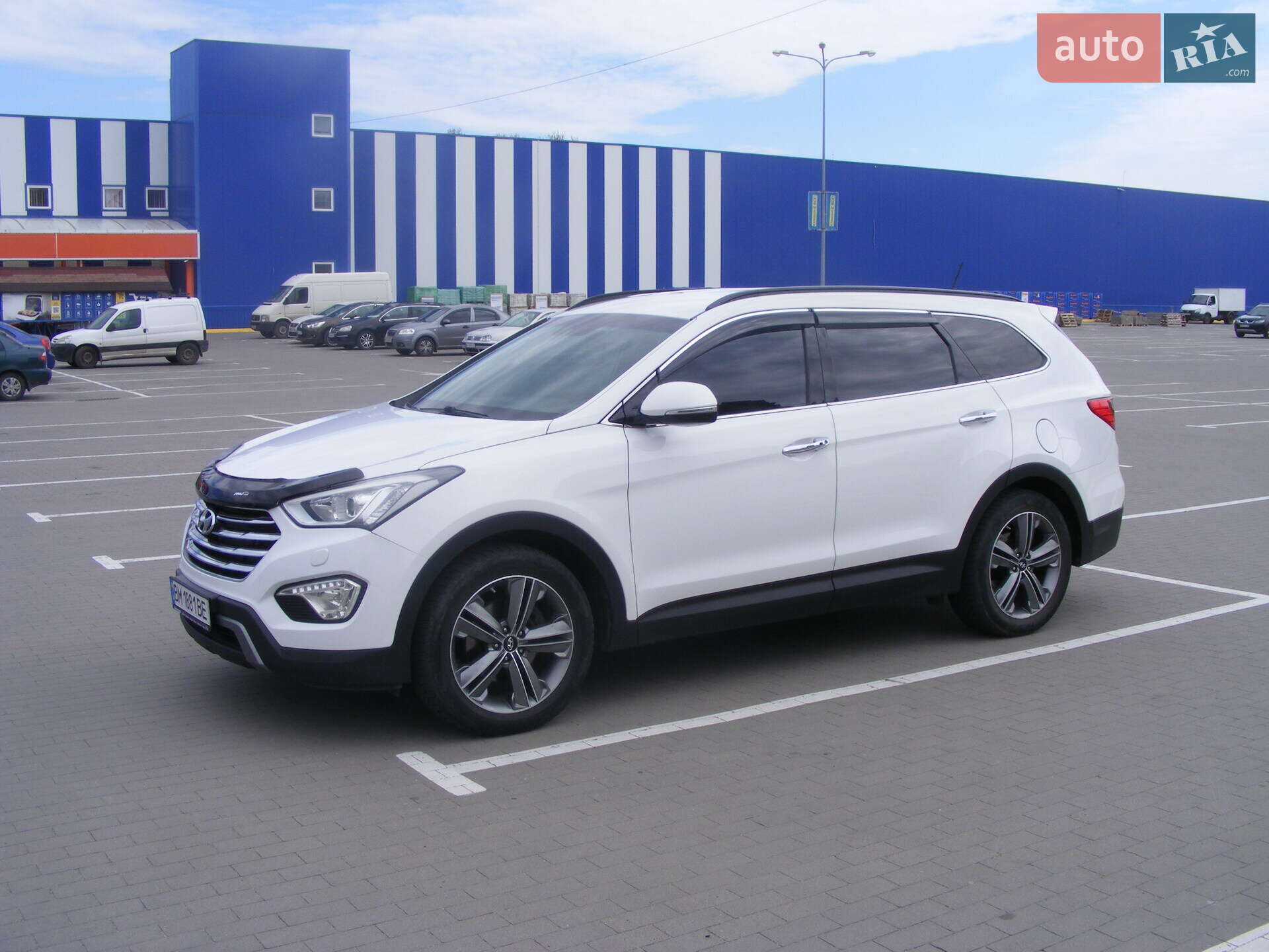 Hyundai Grand Santa Fe 2014 VIN KMHSN81XDEU050594 фото оголошення 2 з 17