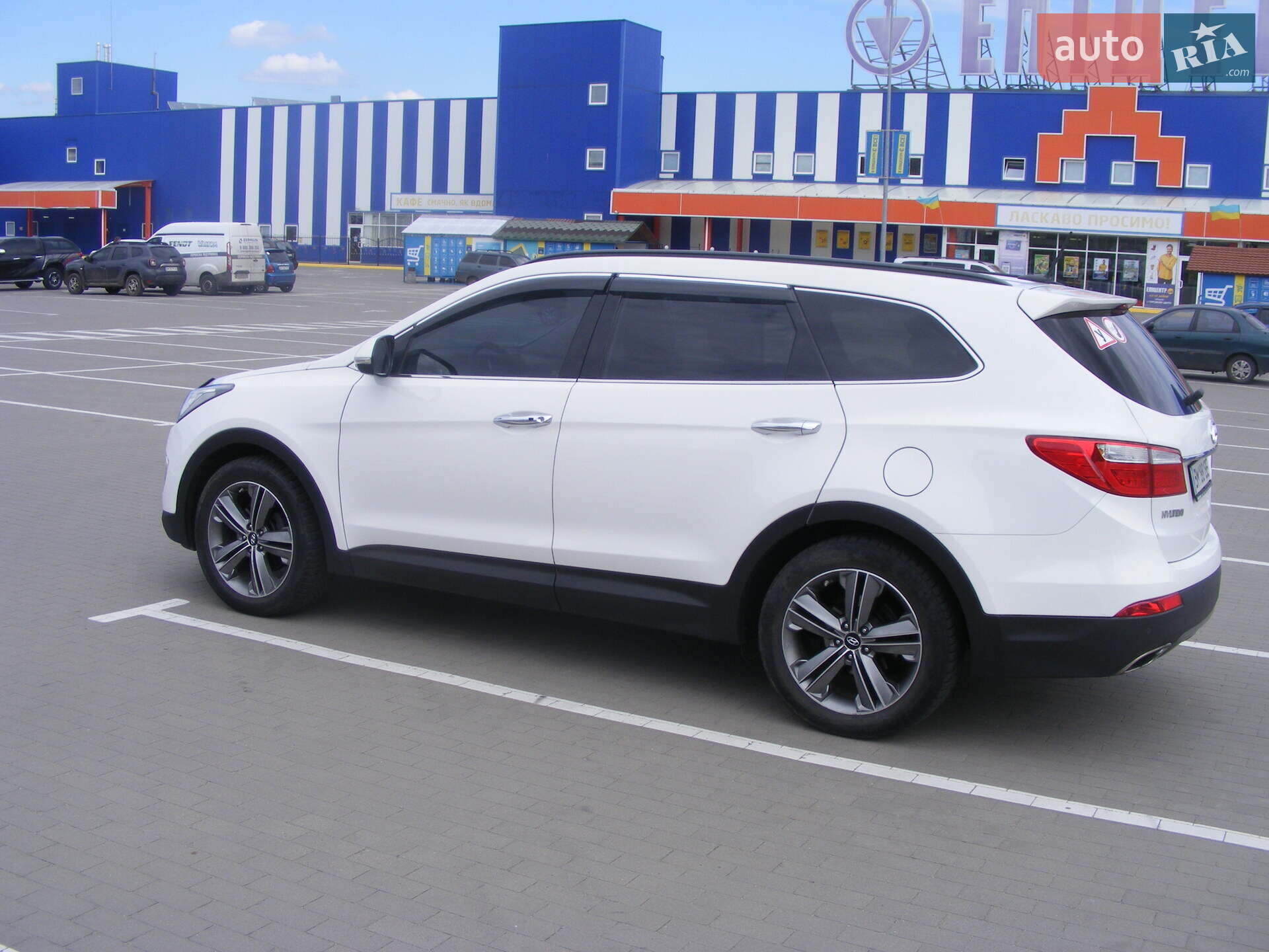 Hyundai Grand Santa Fe 2014 VIN KMHSN81XDEU050594 фото оголошення 4 з 17