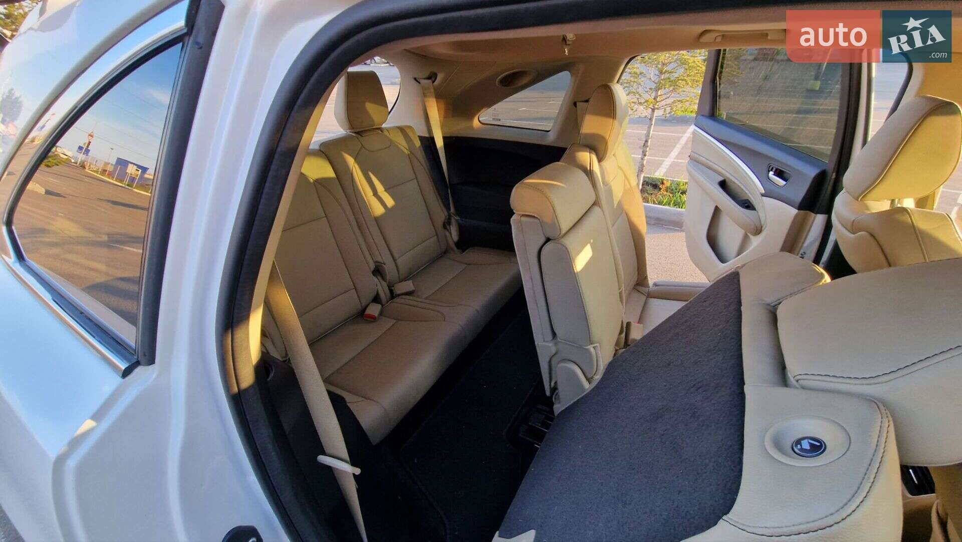 Acura MDX 2019 VIN 5J8YD7H55LL000712 фото оголошення 7 з 18
