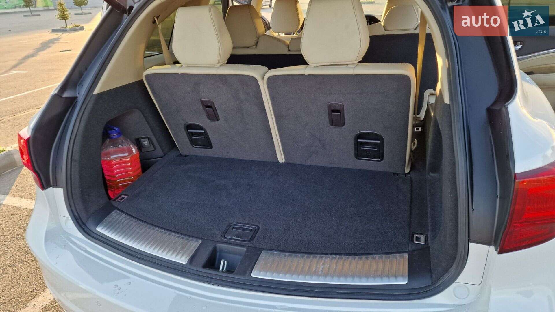 Acura MDX 2019 VIN 5J8YD7H55LL000712 фото оголошення 9 з 18