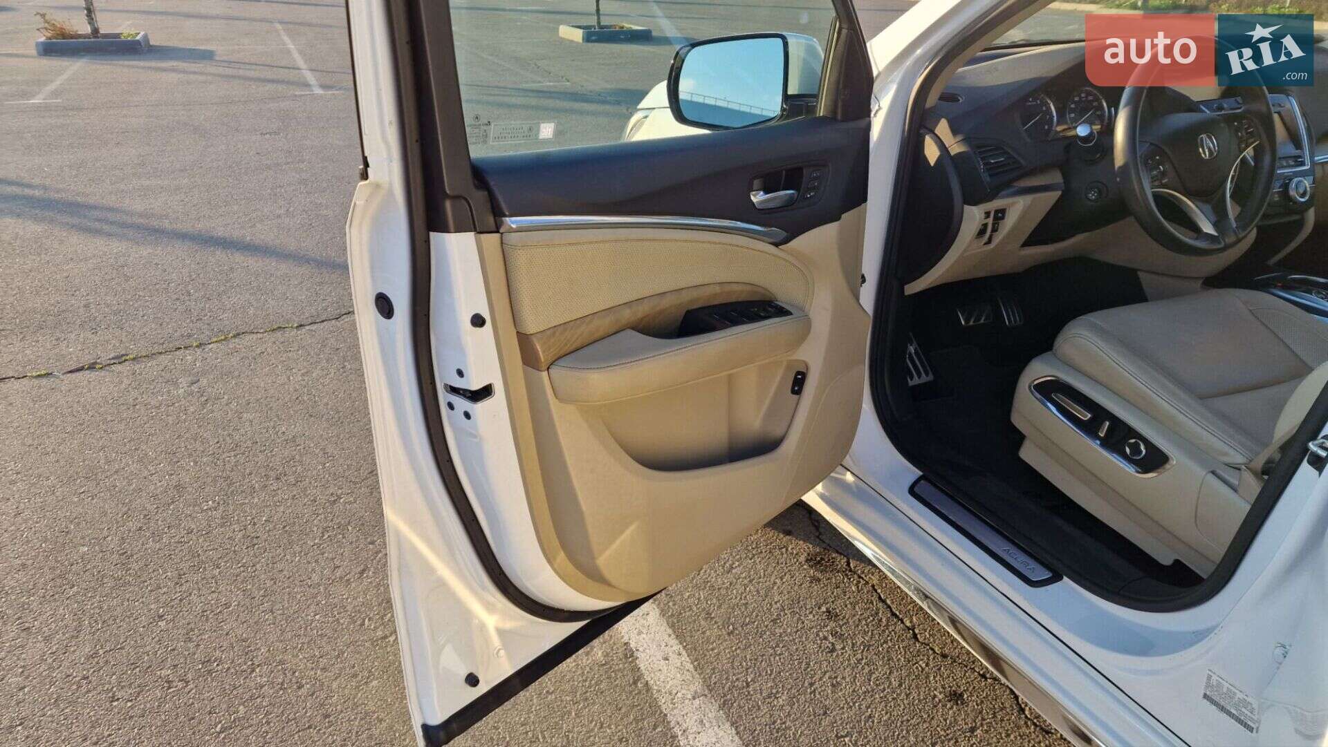 Acura MDX 2019 VIN 5J8YD7H55LL000712 фото оголошення 13 з 18